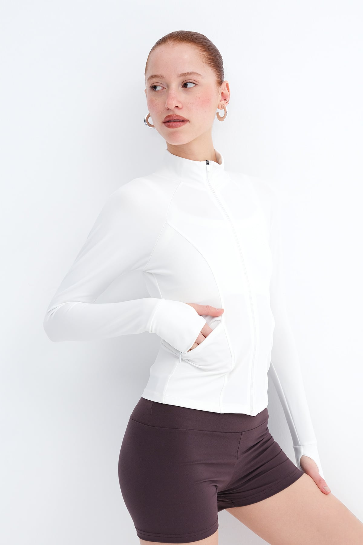 Ecru_Stand-Collar-Zippered-Cardigan-addax