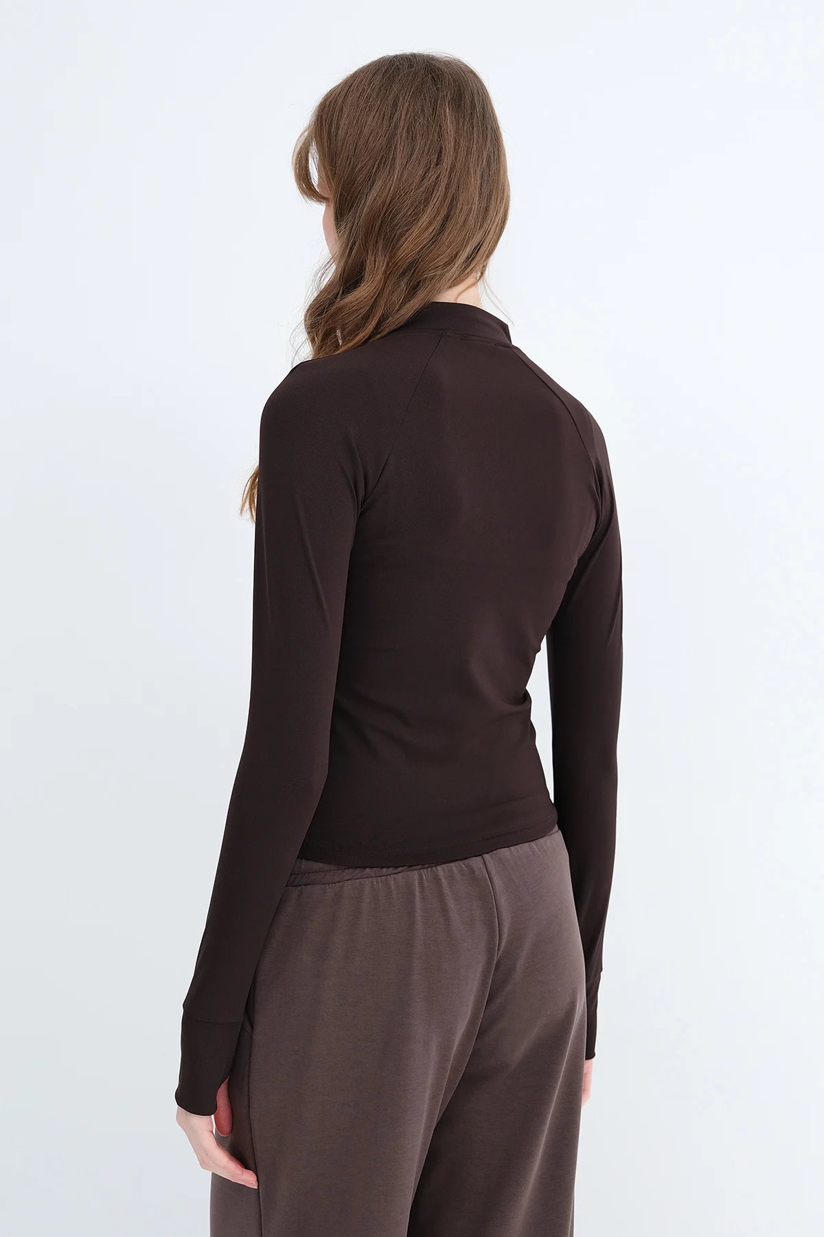 Bitter-Coffee_Stand-Collar-Zippered-Cardigan-addax