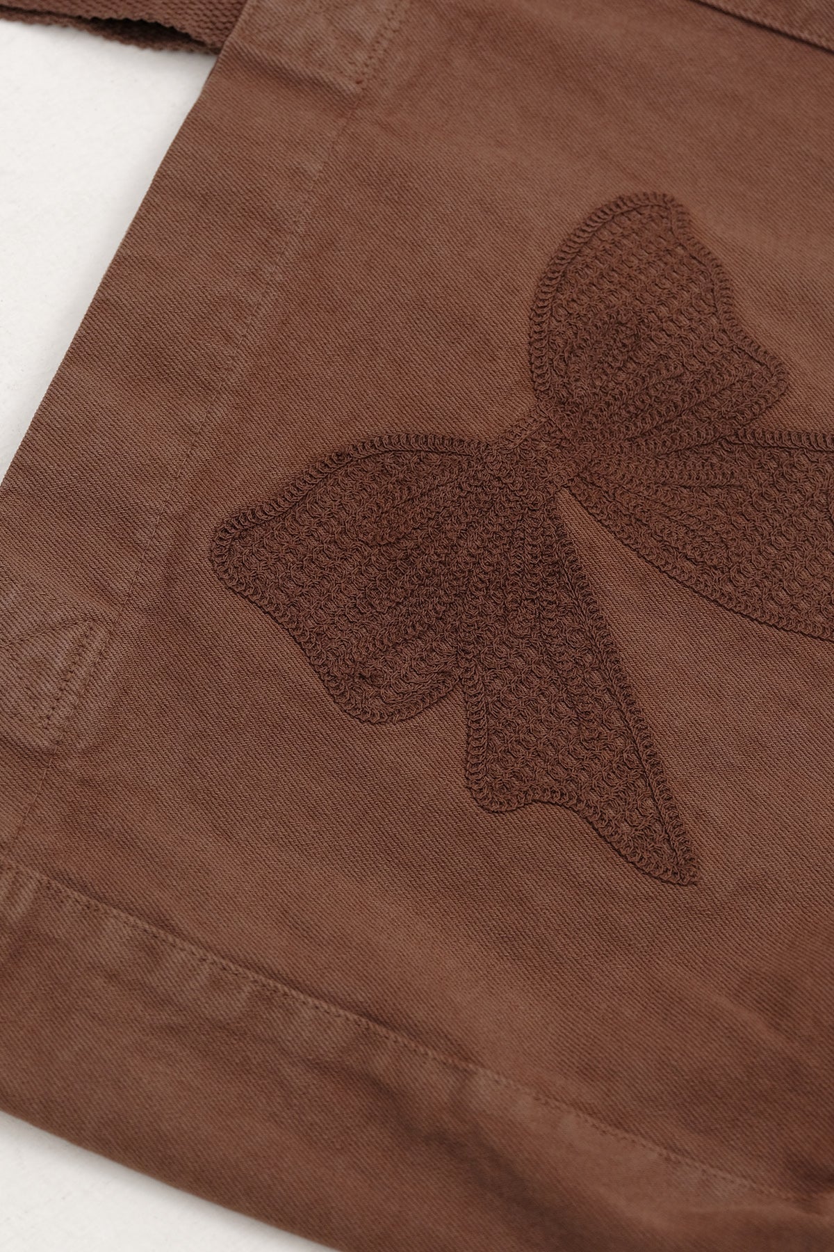 Brown_Ribbon-Detailed-Tote-Bag-addax