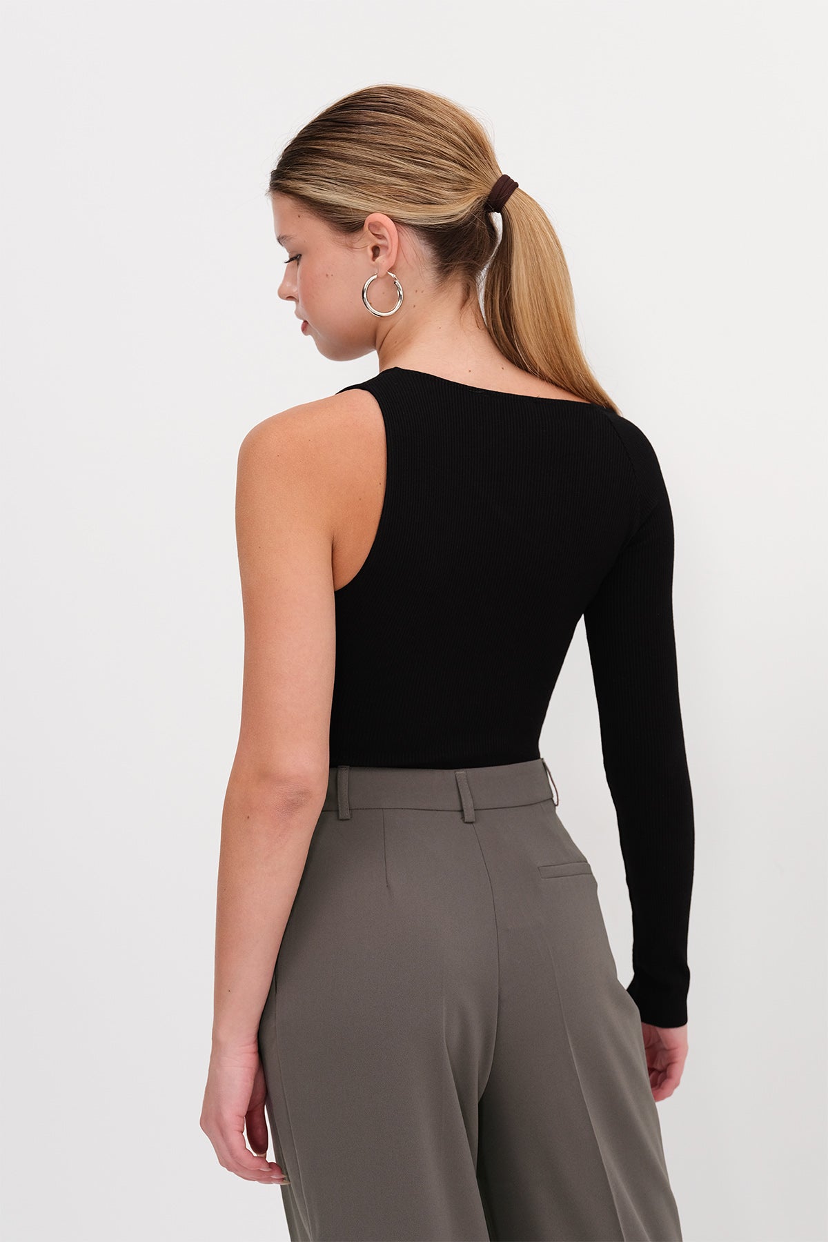 Black_One-Shoulder-Asymmetric-Bodysuit-addax