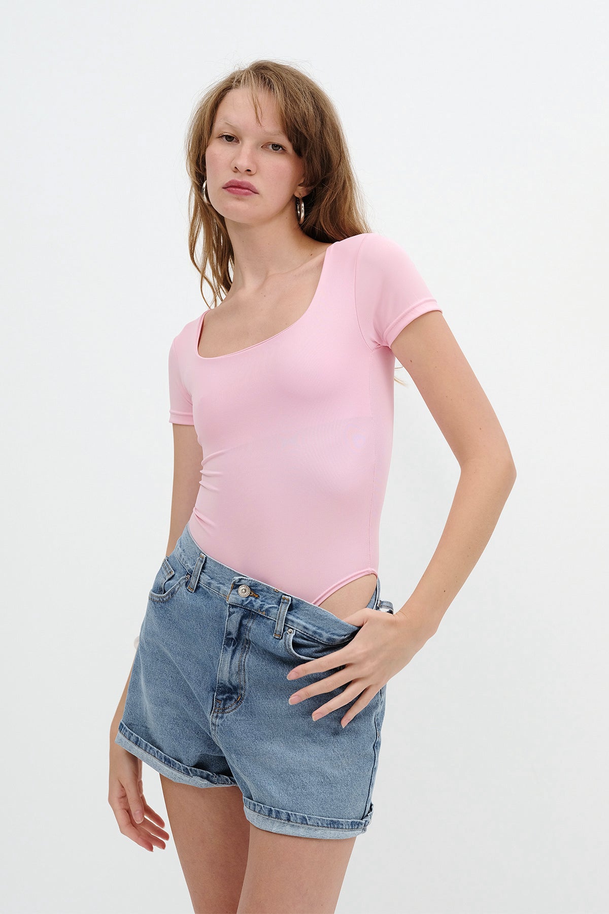 Pink_Short-Sleeve-Bodysuit-addax