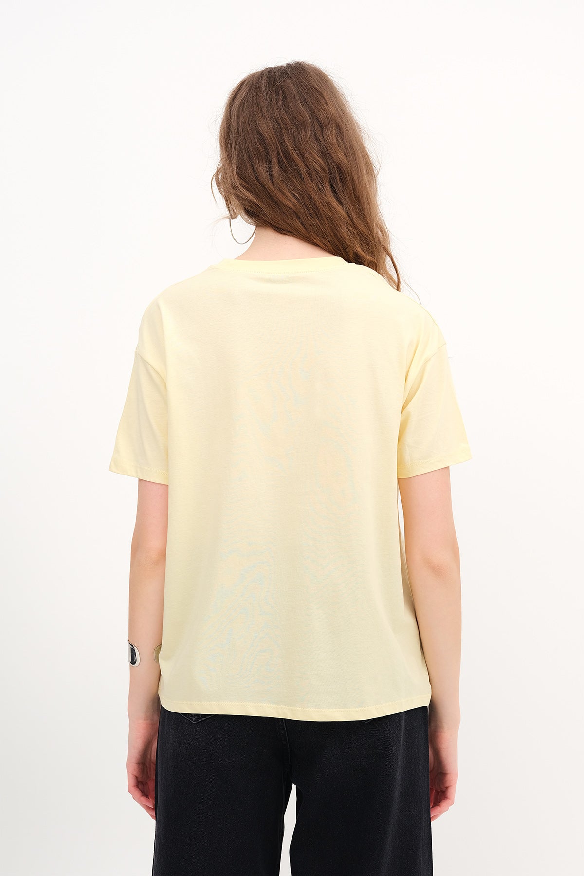Light-Yellow_Short-Sleeve-Printed-T-Shirt-addax