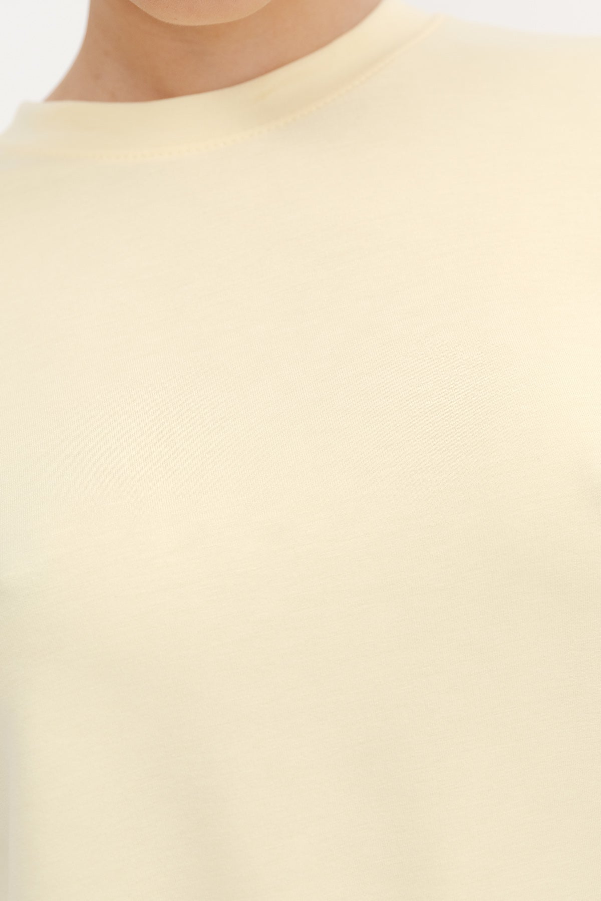 Light-Yellow_Basic-Modal-T-shirt-addax