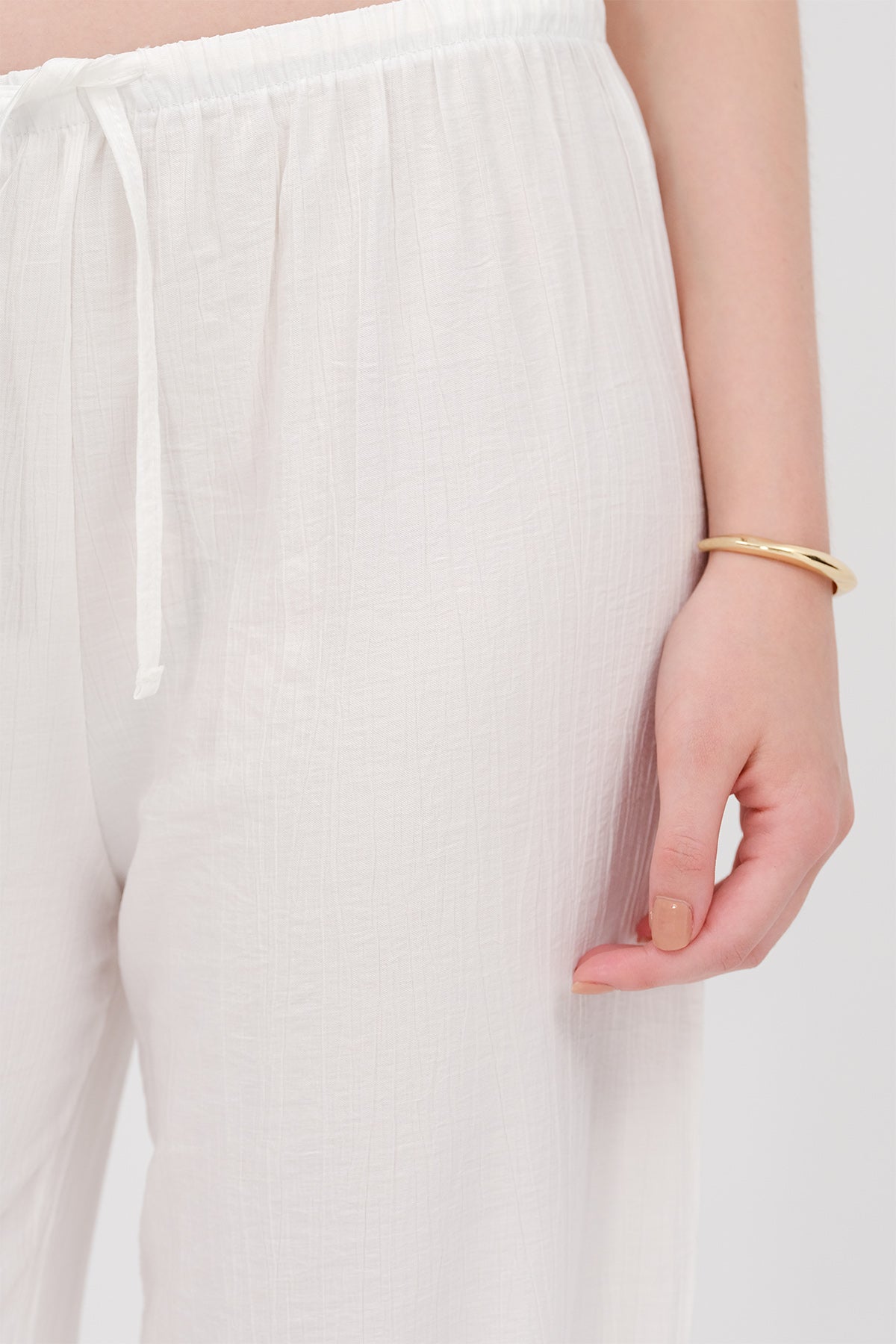 White_Wide-Leg-Trousers-with-Waist-Rope-Tie-addax
