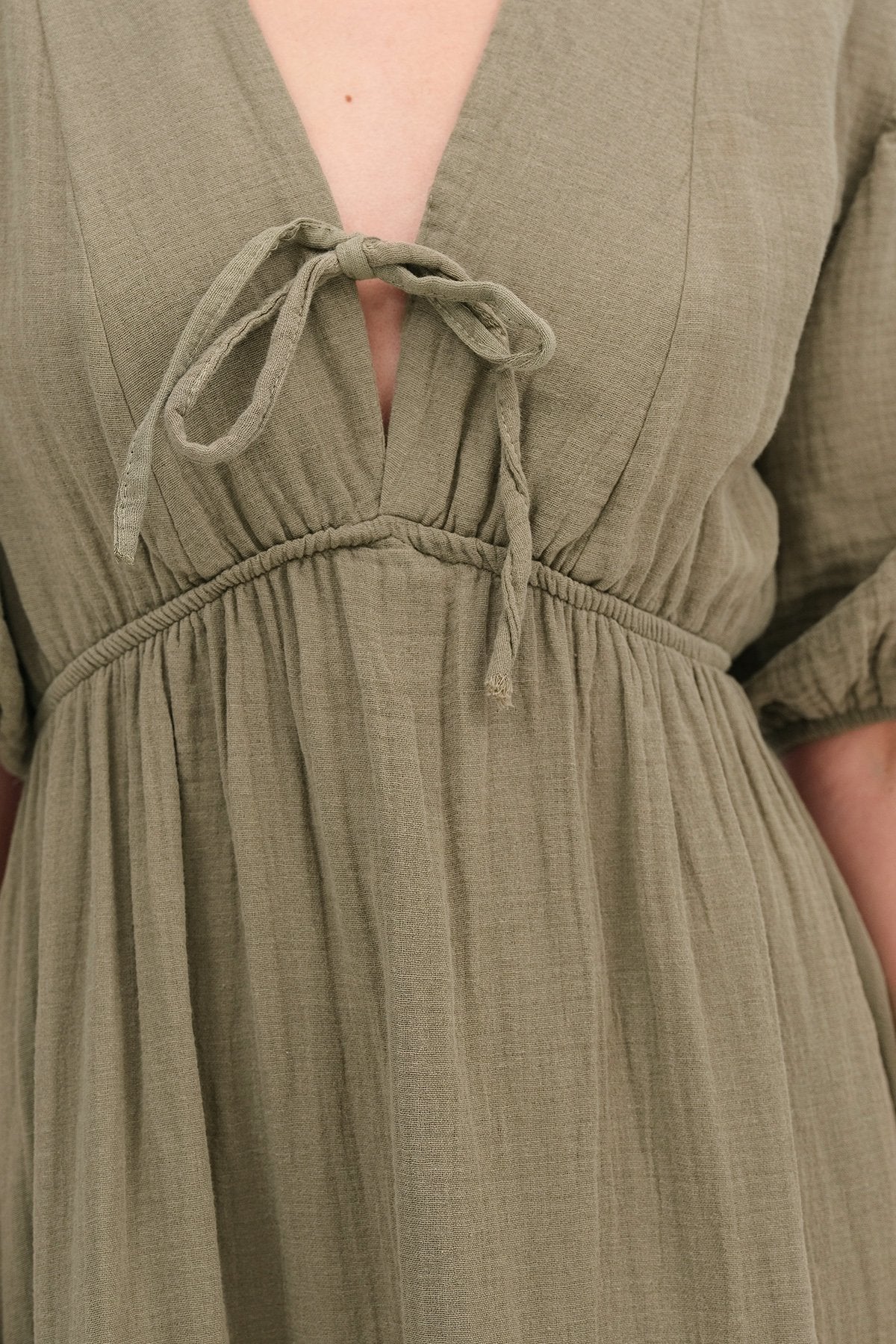 Khaki_Balloon-Sleeve-Midi-Dress-addax