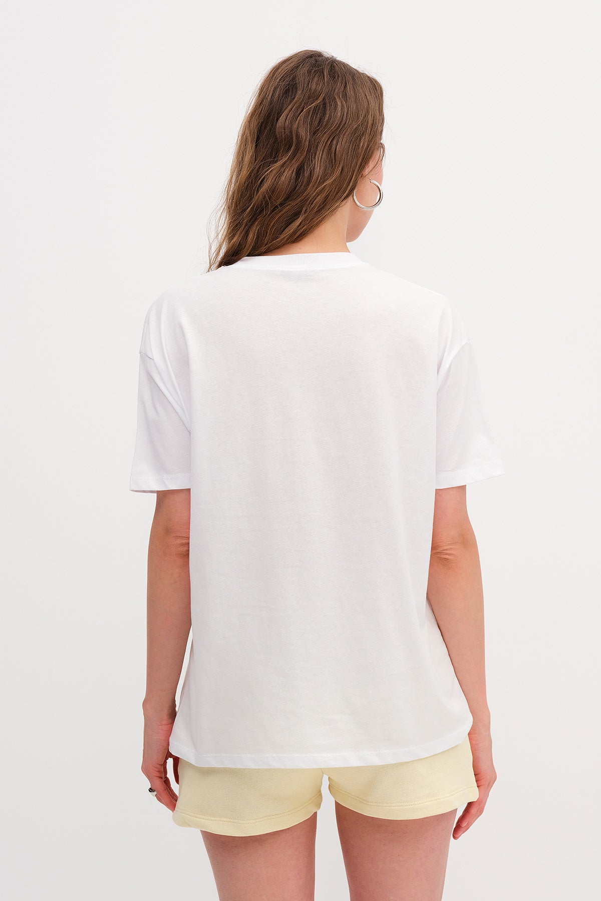 White_Shiny-Teddy-Bear-Print-T-Shirt-addax