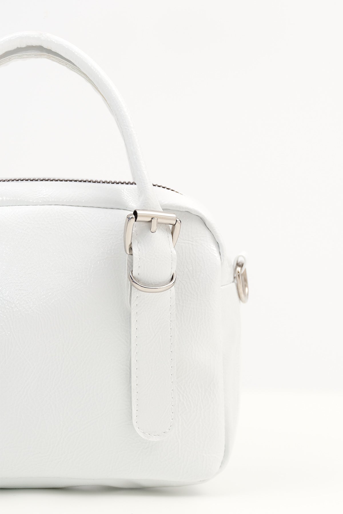 White_Zippered-Hand-and-Shoulder-Bag-addax