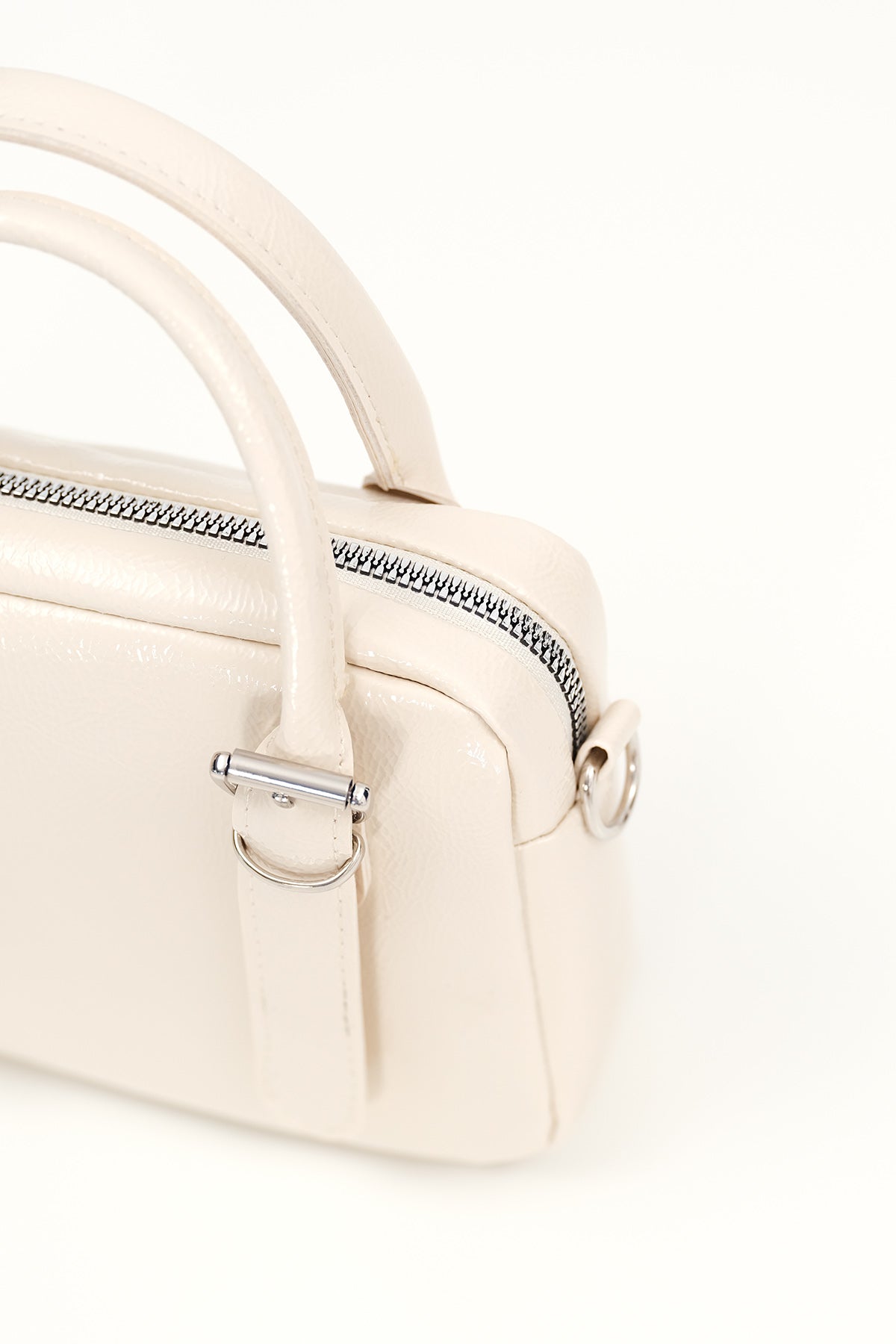 Beige_Zippered-Hand-and-Shoulder-Bag-addax