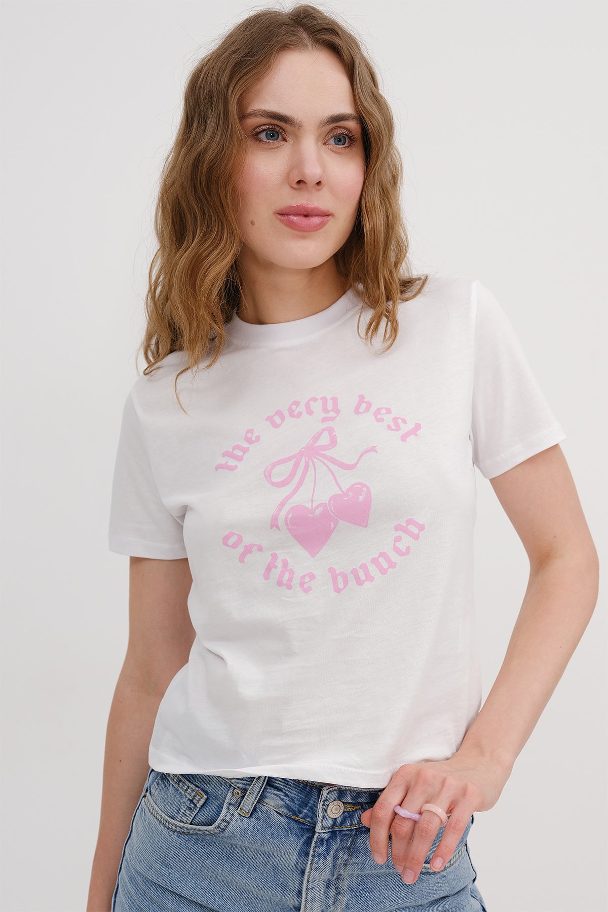 White_Short-Sleeve-Printed-T-Shirt-addax