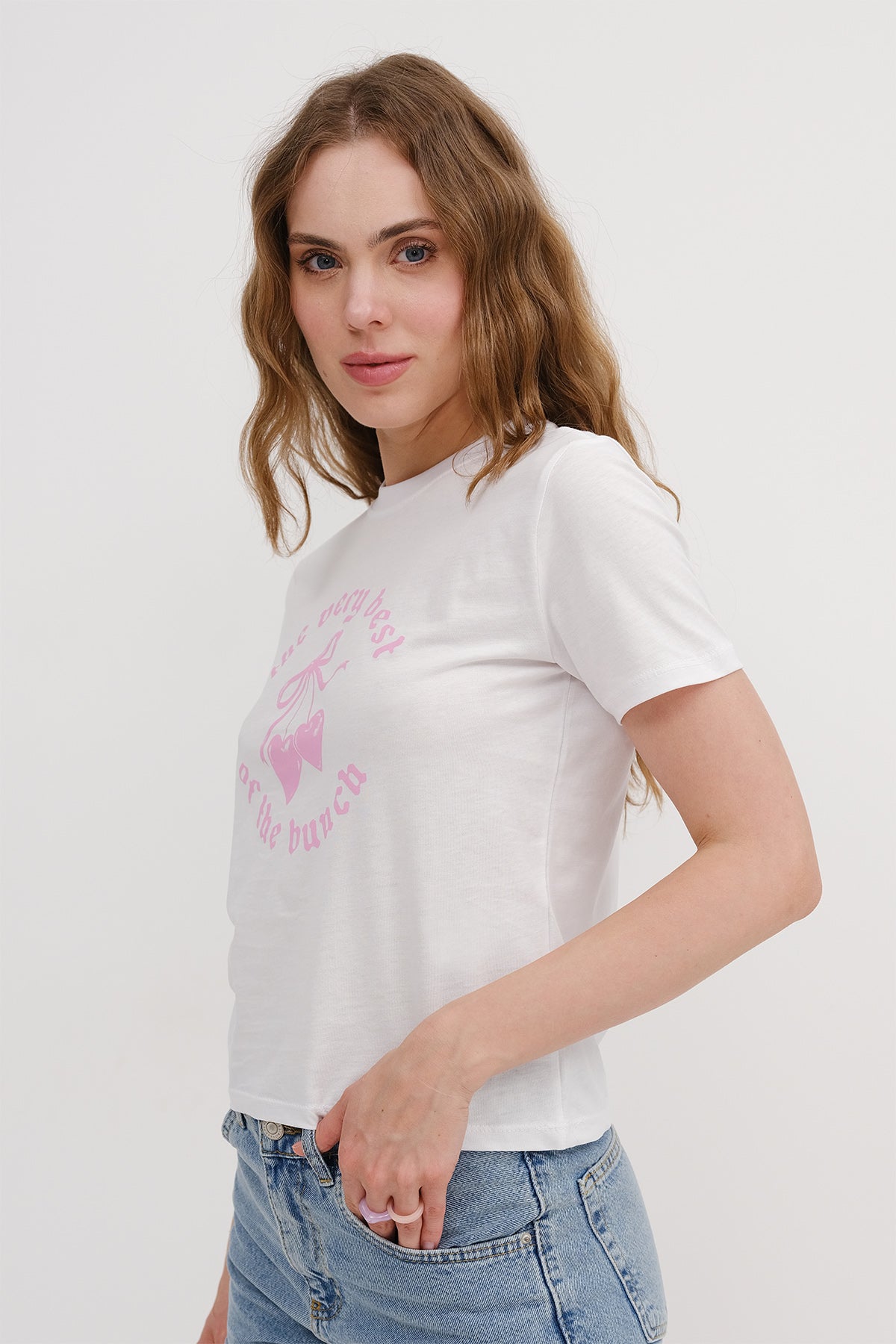 White_Short-Sleeve-Printed-T-Shirt-addax