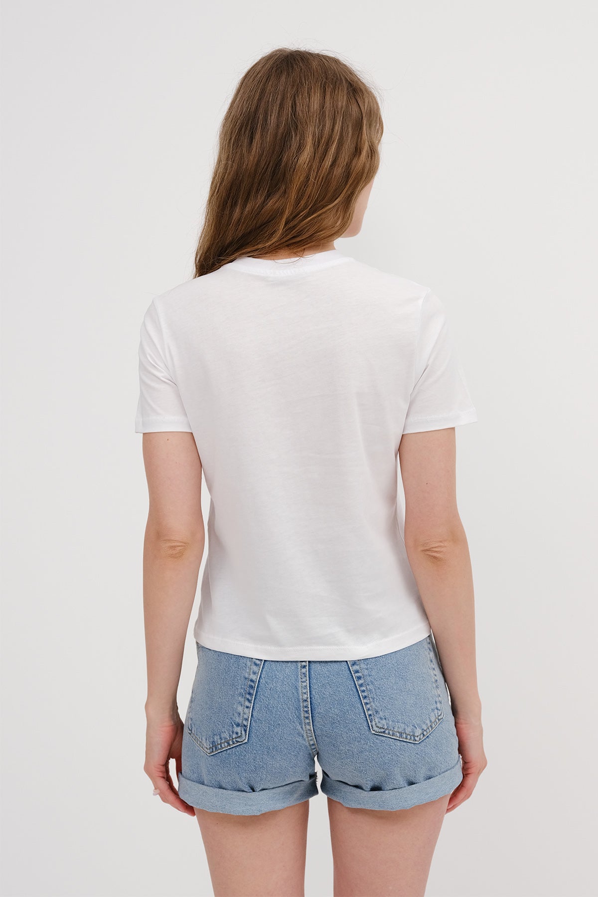 White_Short-Sleeve-Printed-T-Shirt-addax