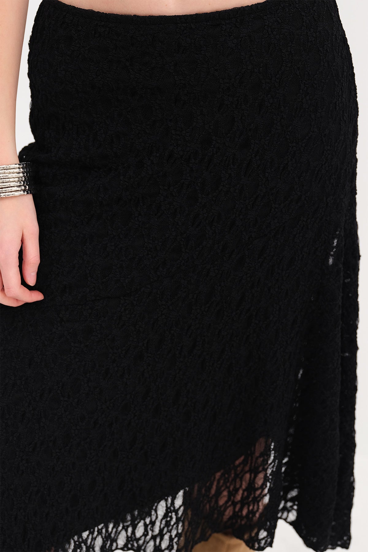 Black_Asymmetrical-Cut-Lace-Skirt-addax