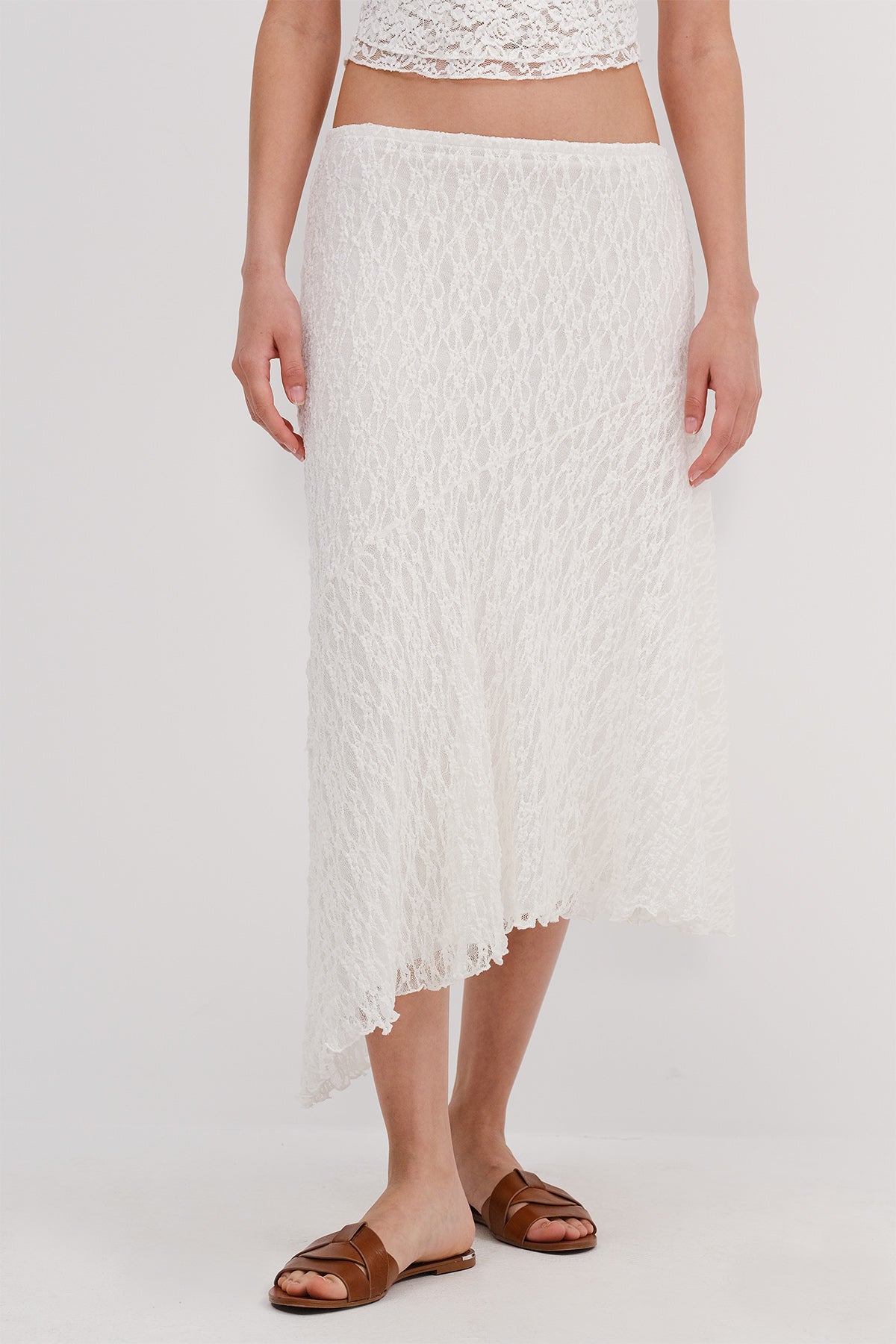 Ecru_Asymmetrical-Cut-Lace-Skirt-addax