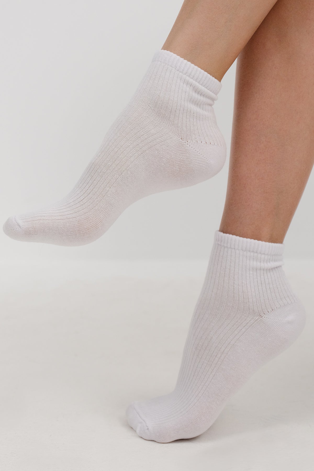 White_3-Pack-Ankle-Socks-addax