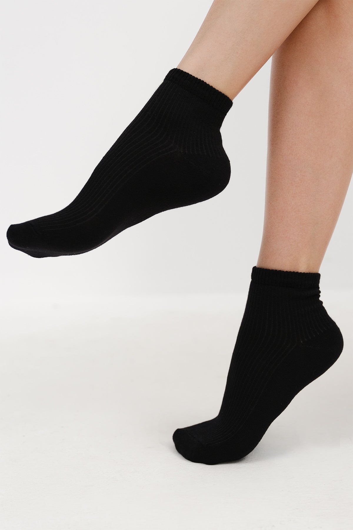 Black_3-Pack-Ankle-Socks-addax