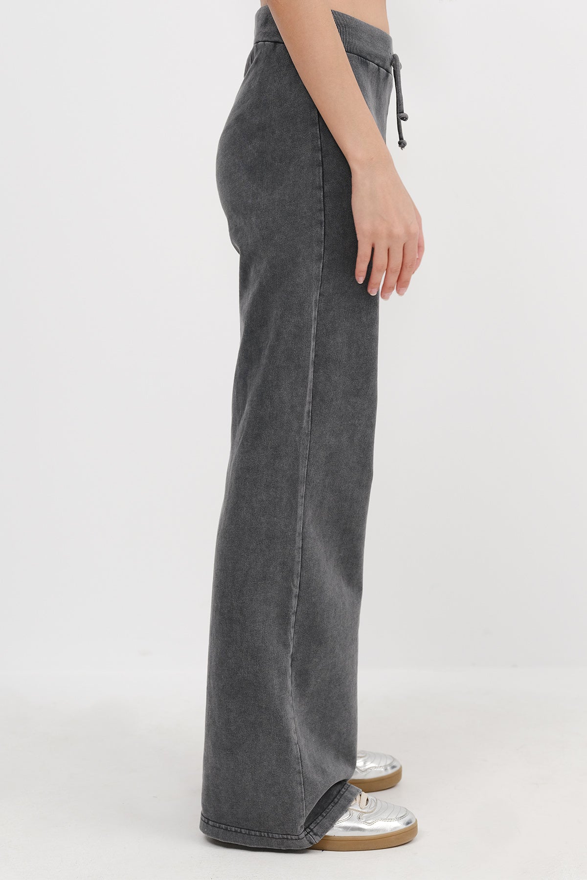 Acid-Lead-Grey_Washed-Effect-Joggers-addax