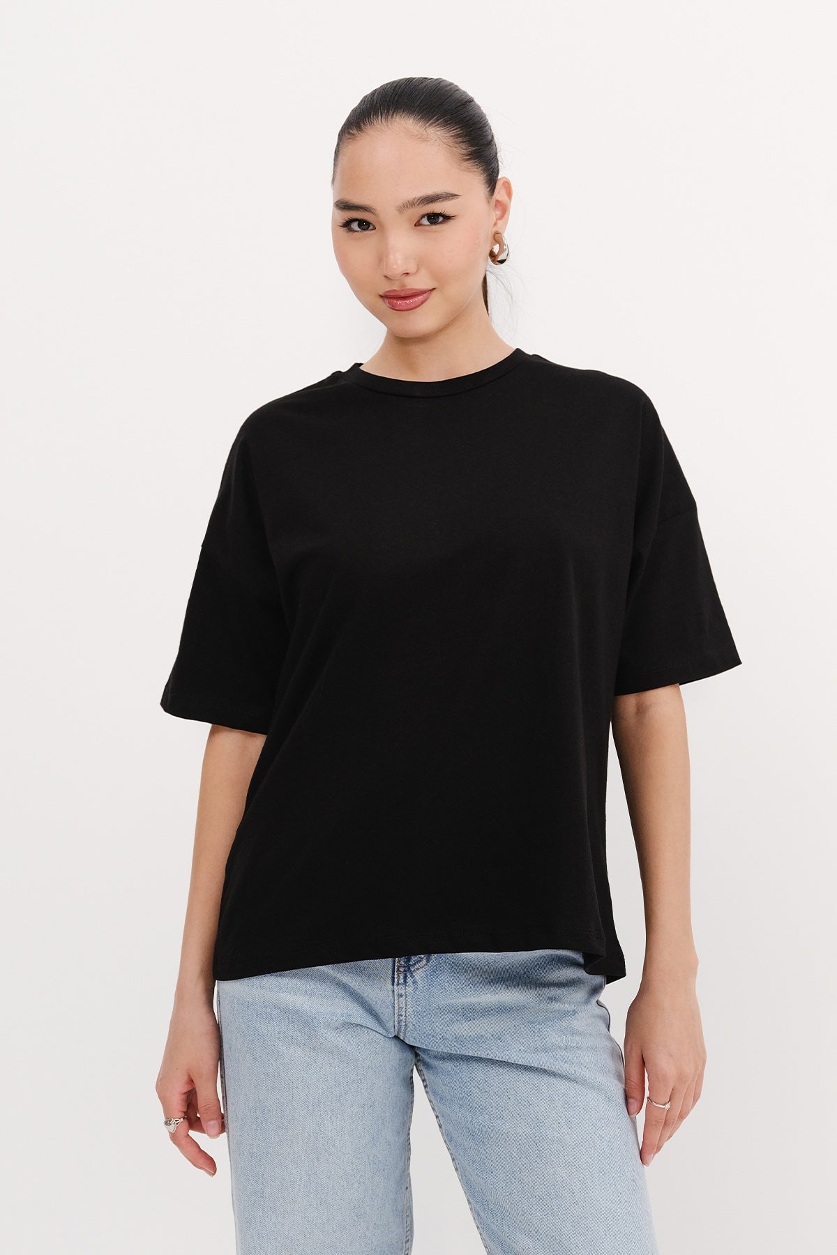Black_Crew-Neck-Basic-T-shirt-addax