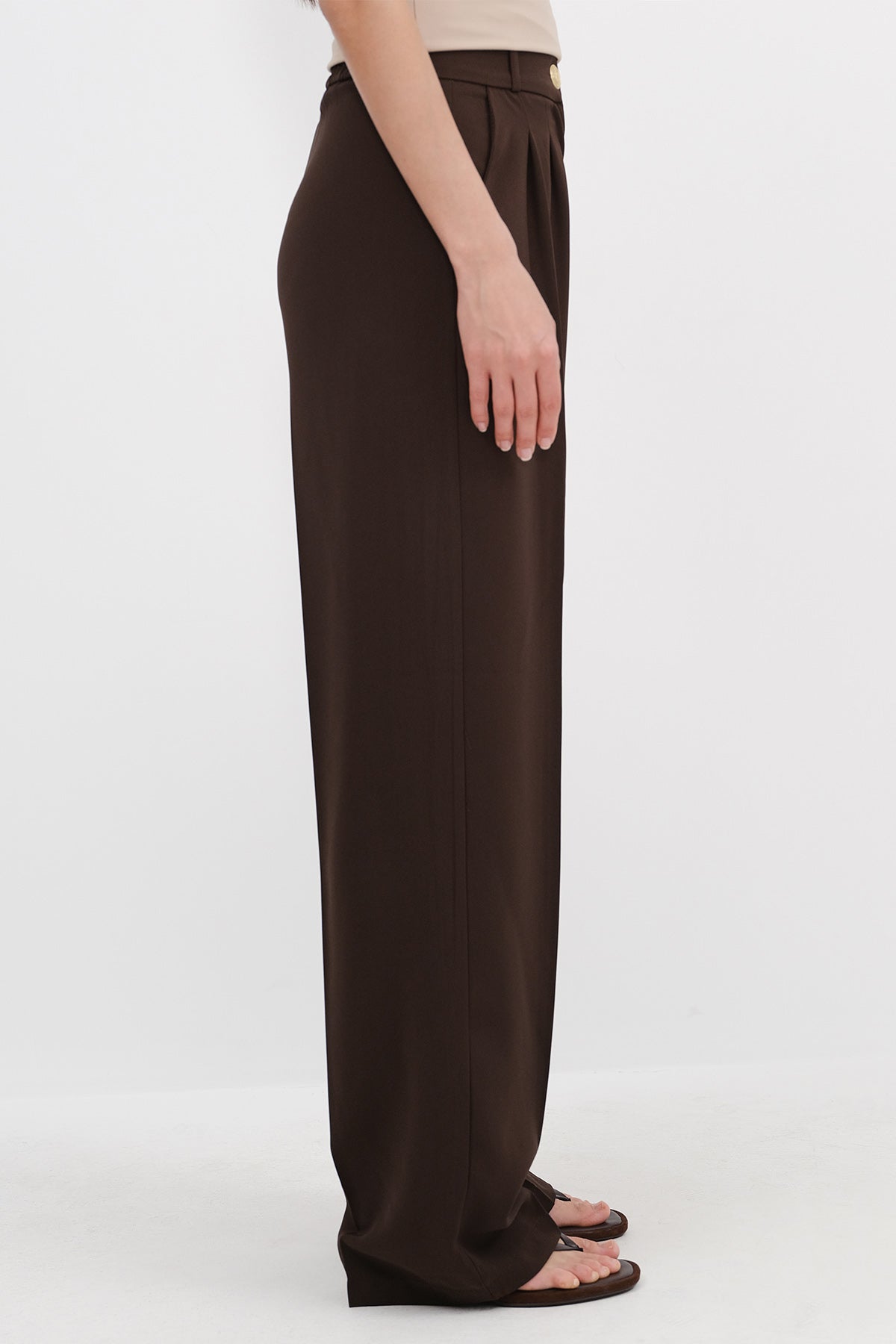 Brown_Buttoned-Wide-Leg-Trousers-addax