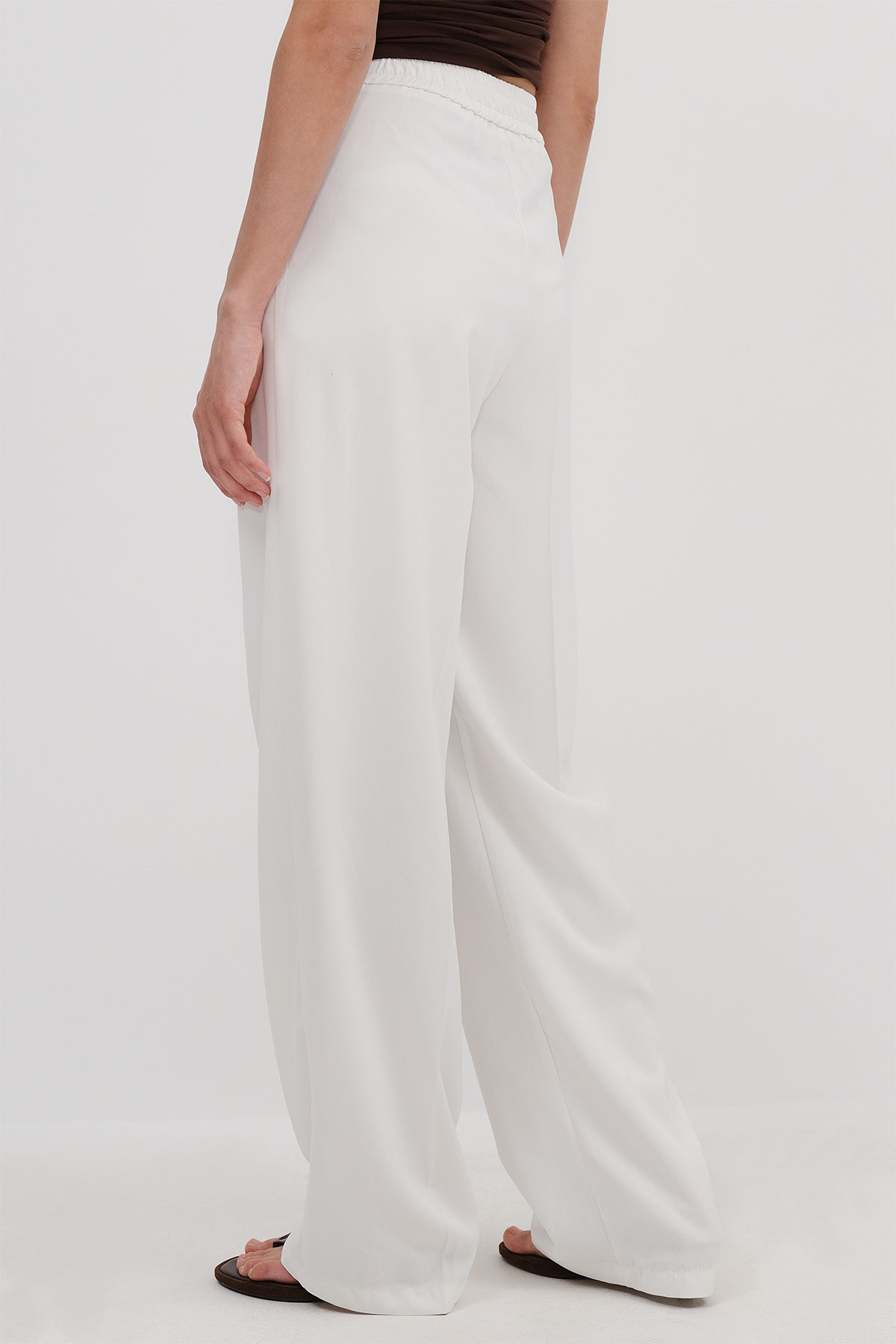 Ecru_Buttoned-Wide-Leg-Trousers-addax