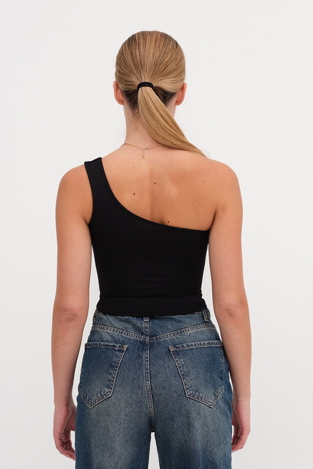 Black_One-Shoulder-Crop-Bustier-addax