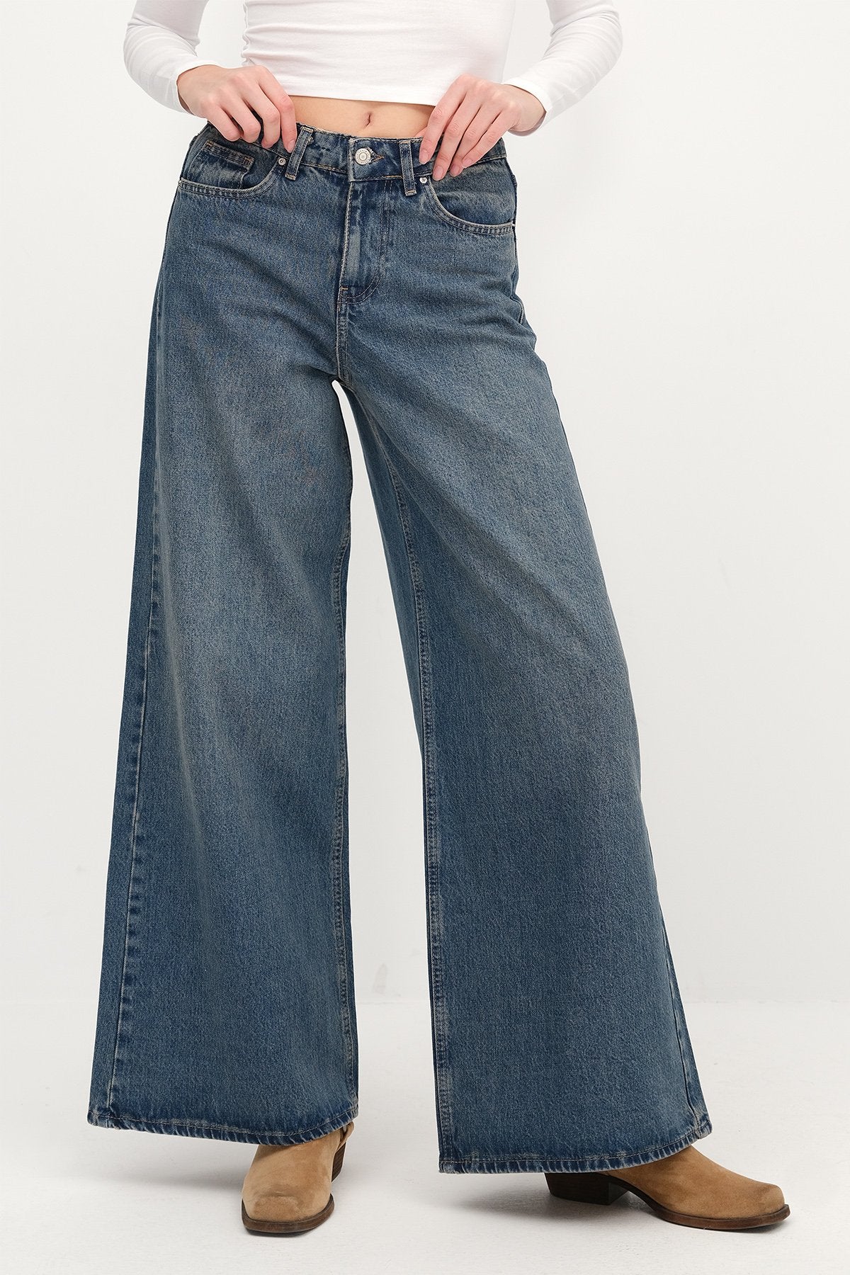 Tint_Wide-Leg-Jeans-addax