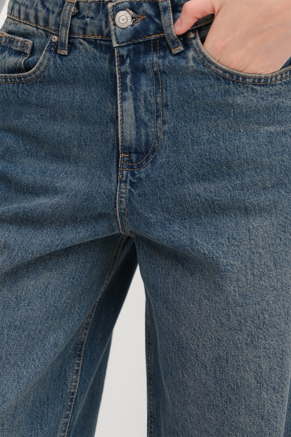 Tint_Wide-Leg-Jeans-addax