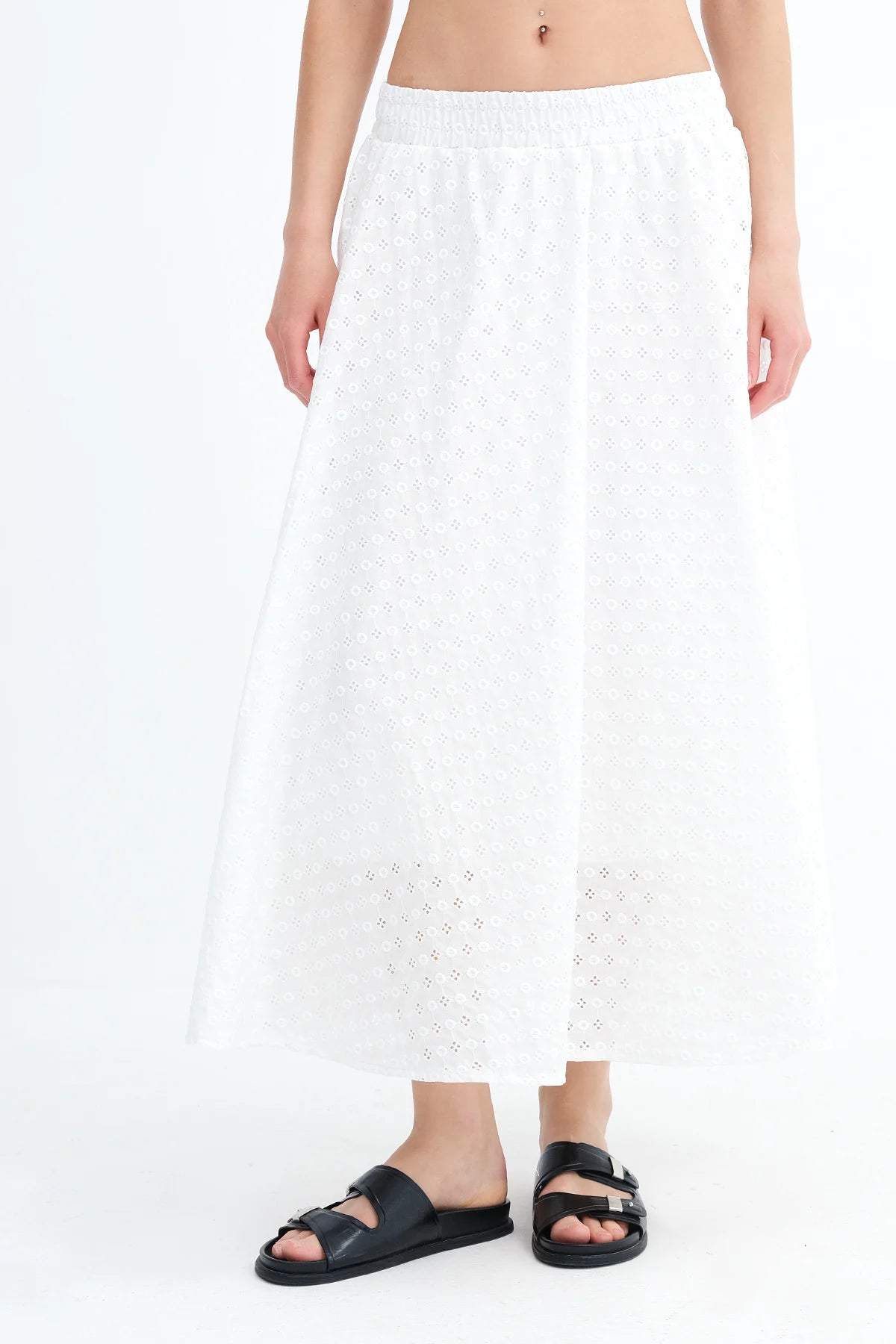 Ecru_Broderie-Anglaise-Long-Skirt-addax