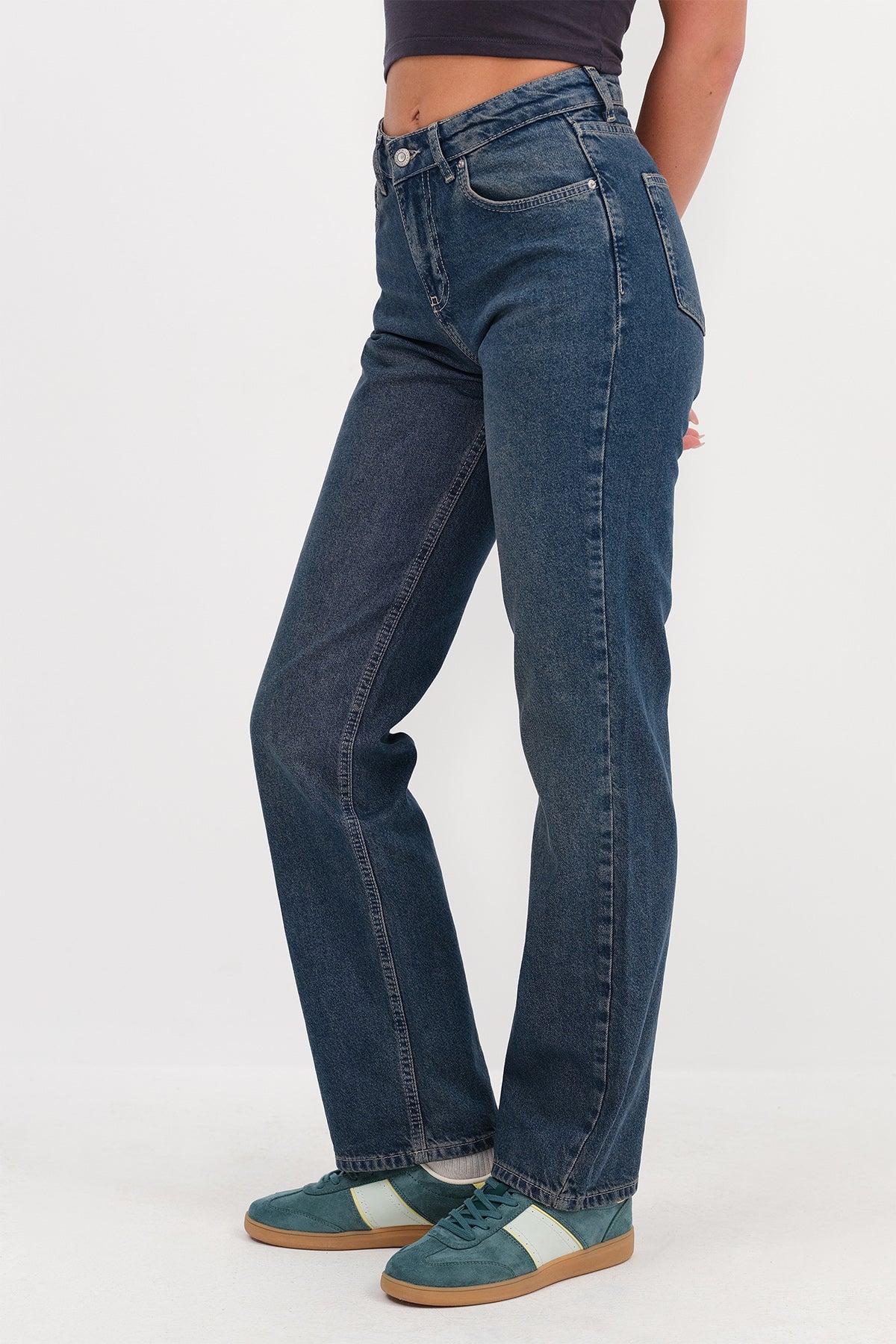 Tint_Straight-Jean-Trousers-addax