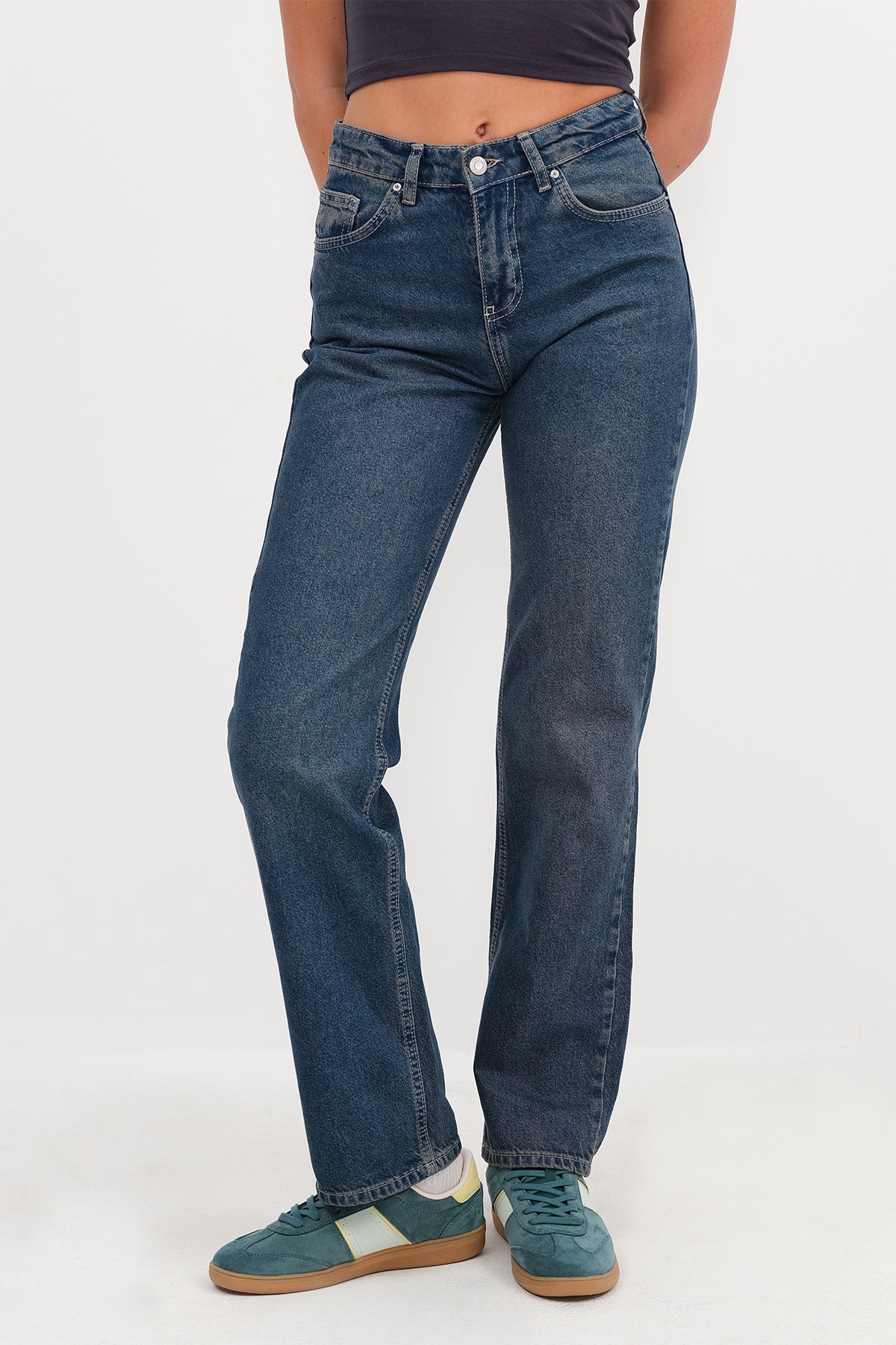 Tint_Straight-Jean-Trousers-addax