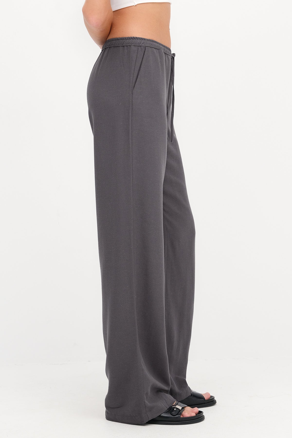 Charcoal_Wide-Leg-Trousers-addax