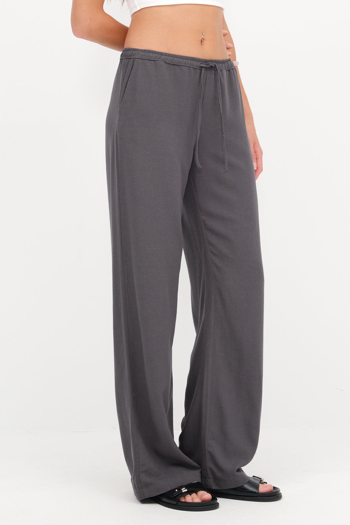 Charcoal_Wide-Leg-Trousers-addax