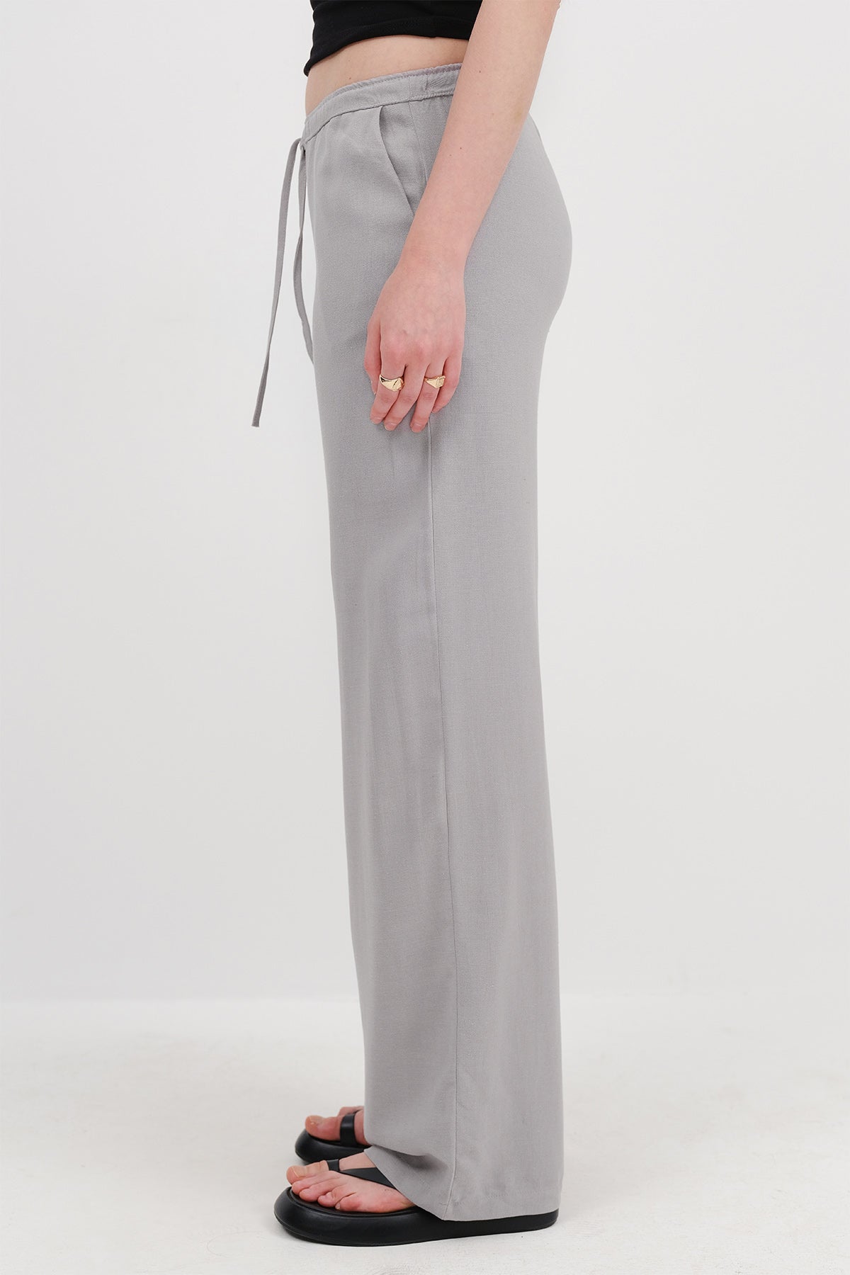 Grey_Wide-Leg-Trousers-addax