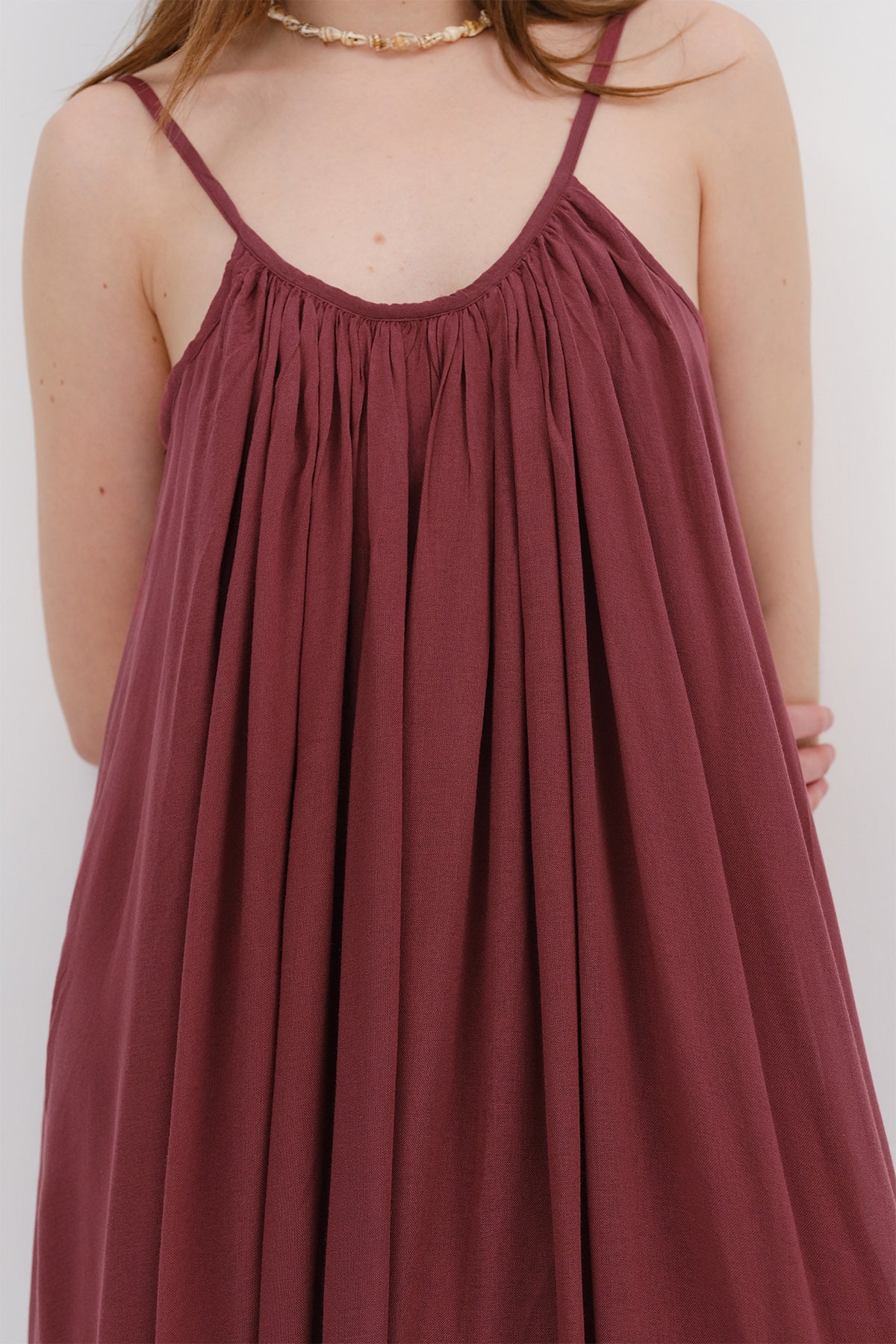 Burgundy_Strappy-Long-Dress-addax