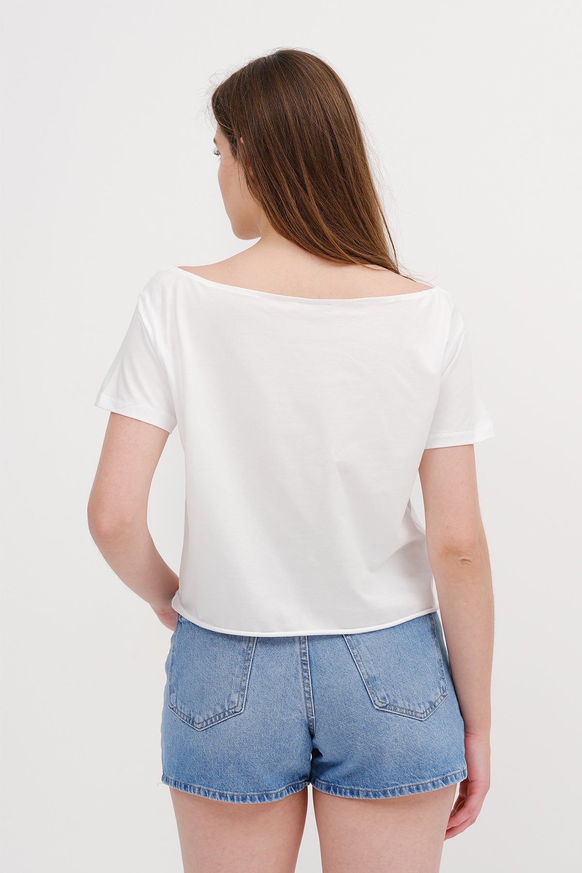 White_Printed-T-Shirt-addax