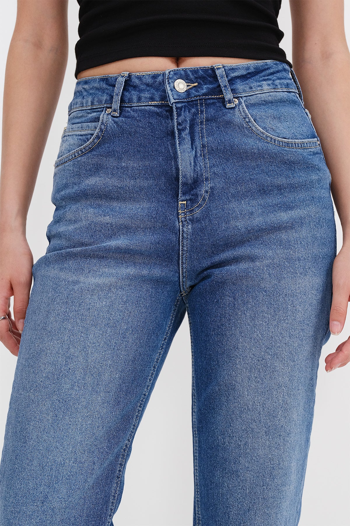 Tint_High-Waist-Mom-Jean-Trousers-addax