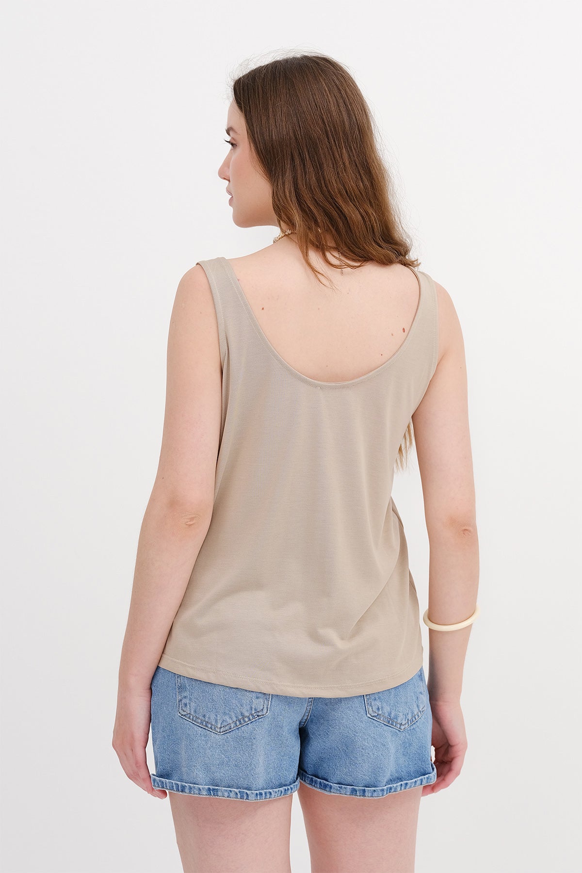 Mink_U-Neck-Sleeveless-Blouse-addax