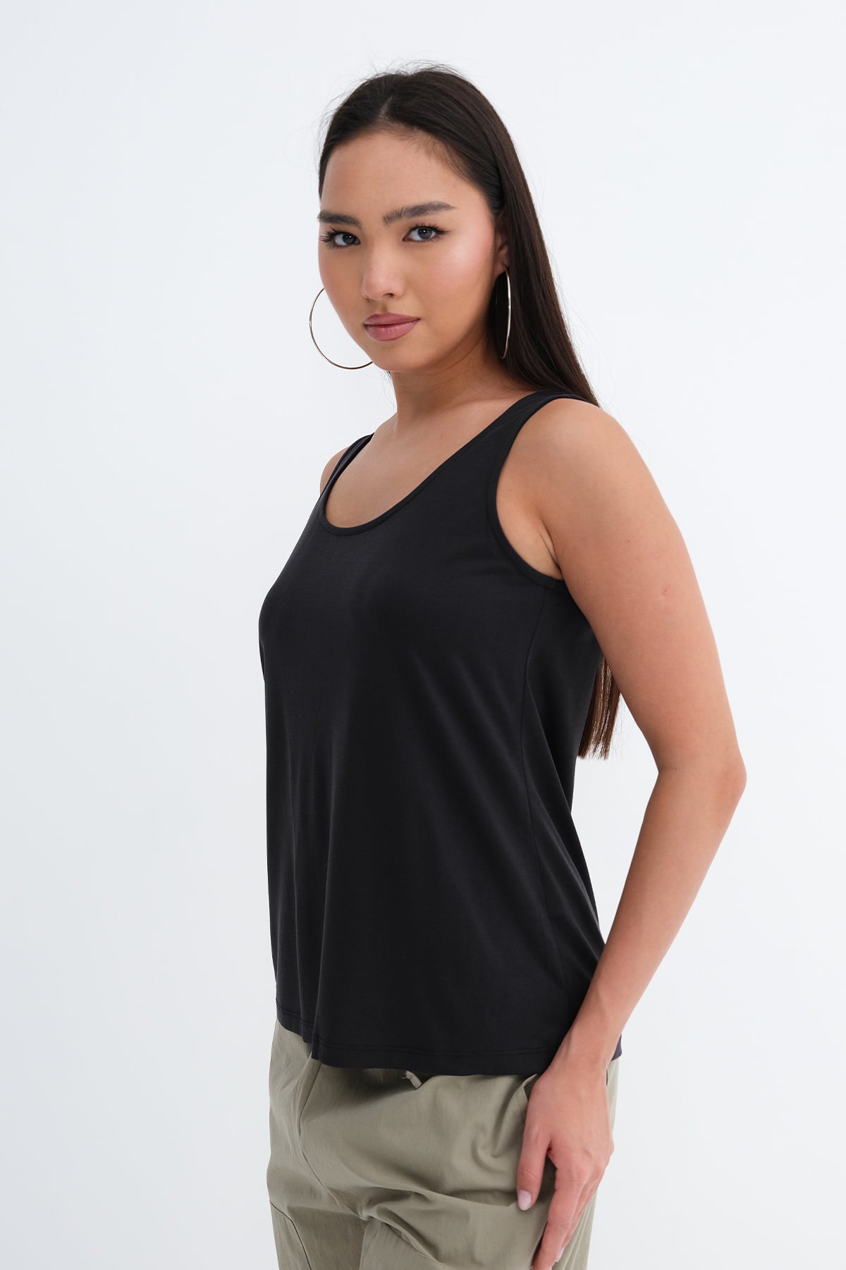Charcoal_U-Neck-Sleeveless-Blouse-addax