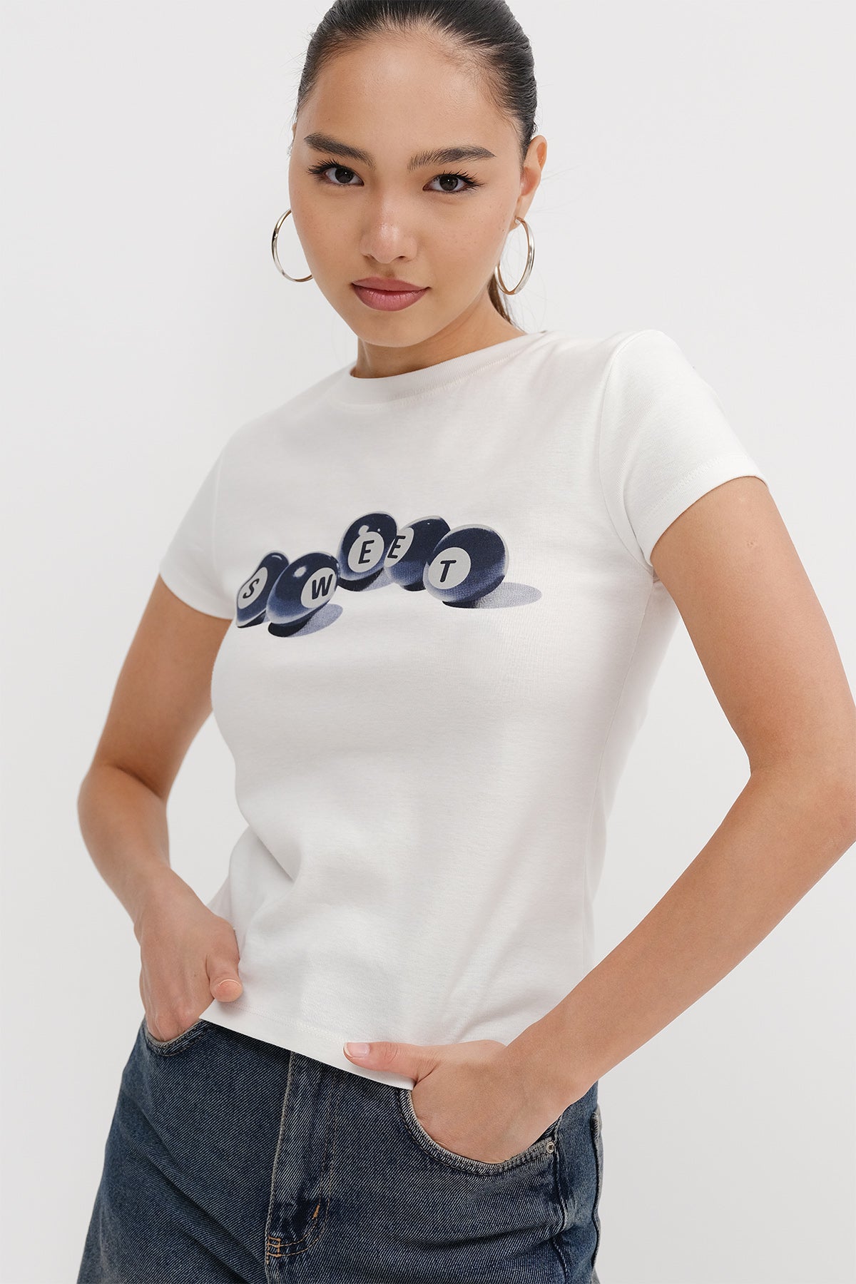 Ecru_Crew-Neck-Printed-T-Shirt-addax