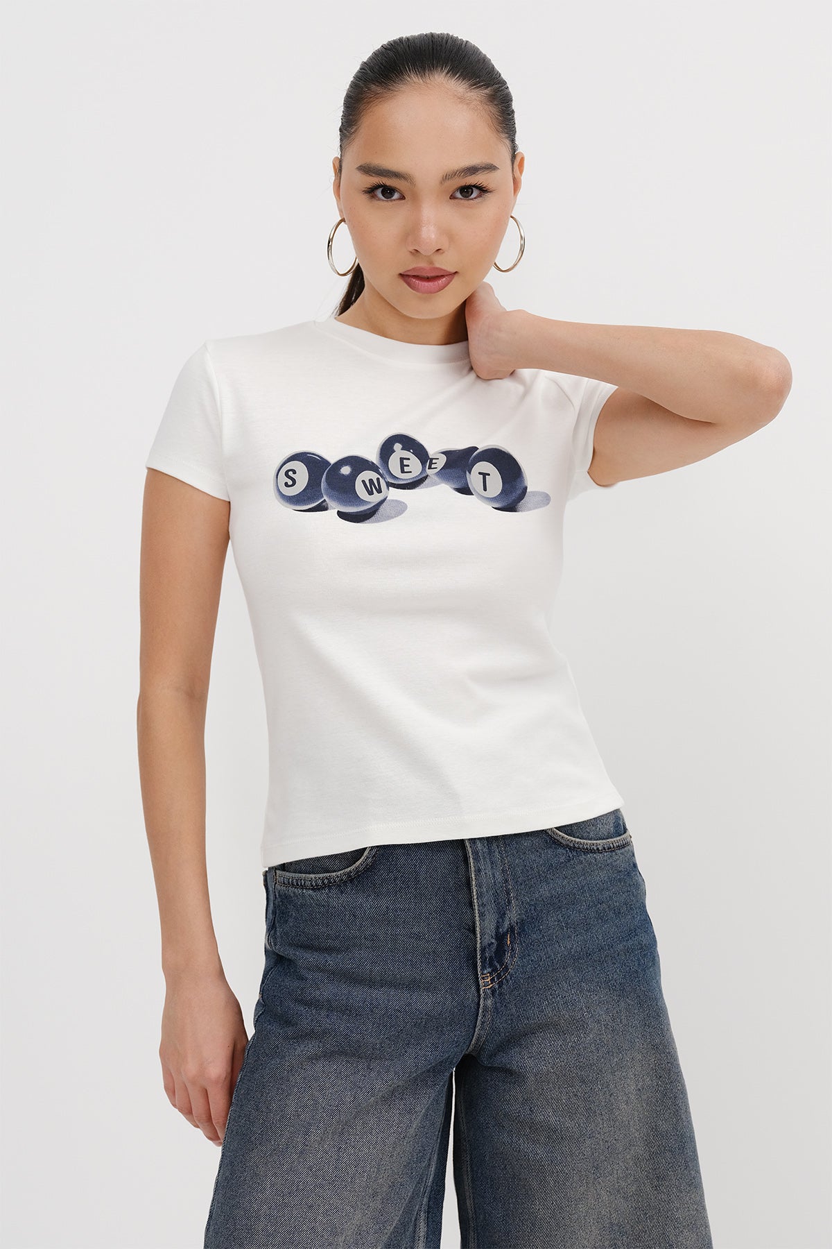 Ecru_Crew-Neck-Printed-T-Shirt-addax