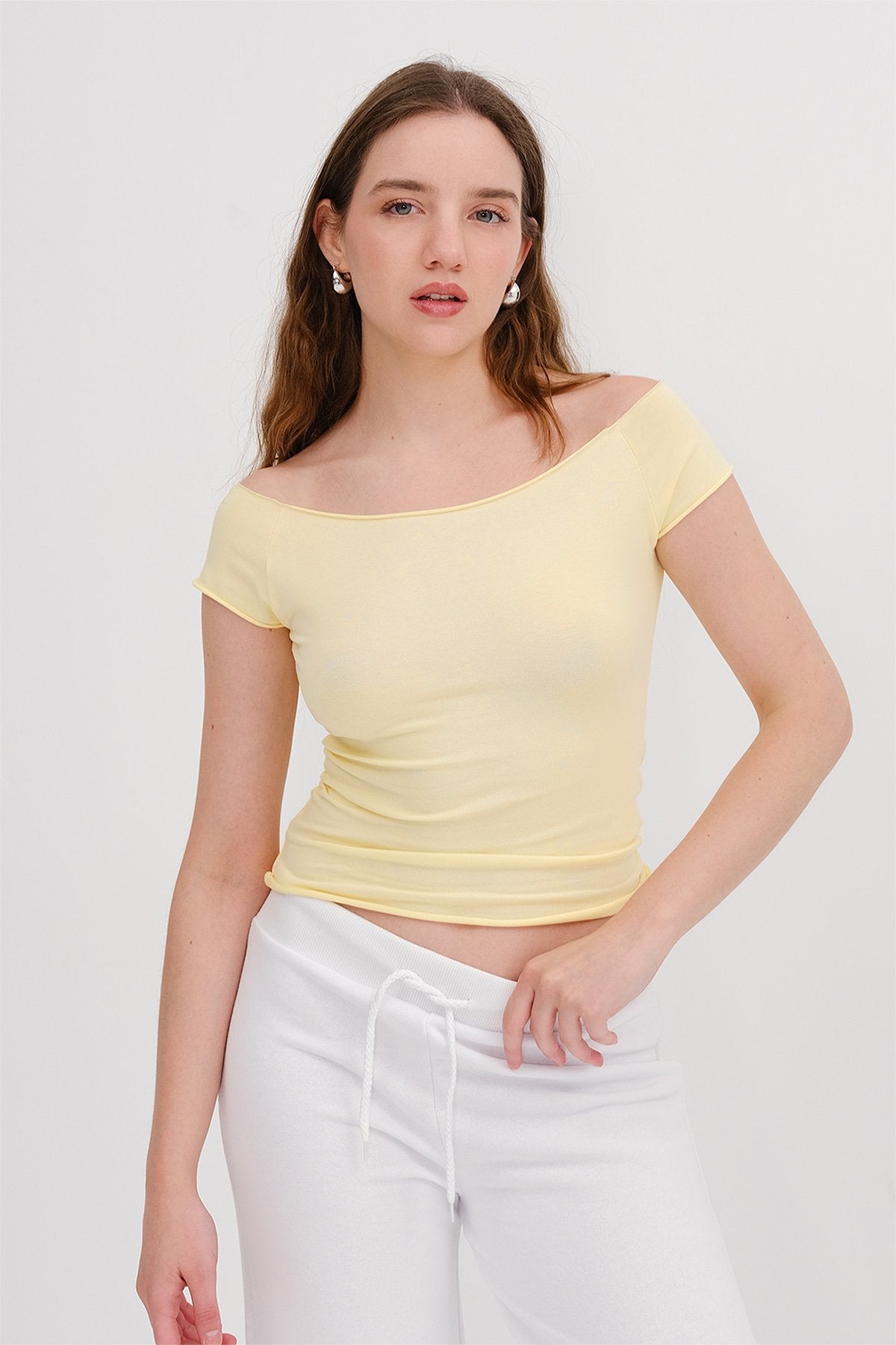 Light-Yellow_Boat-Neck-Basic-T-shirt-addax