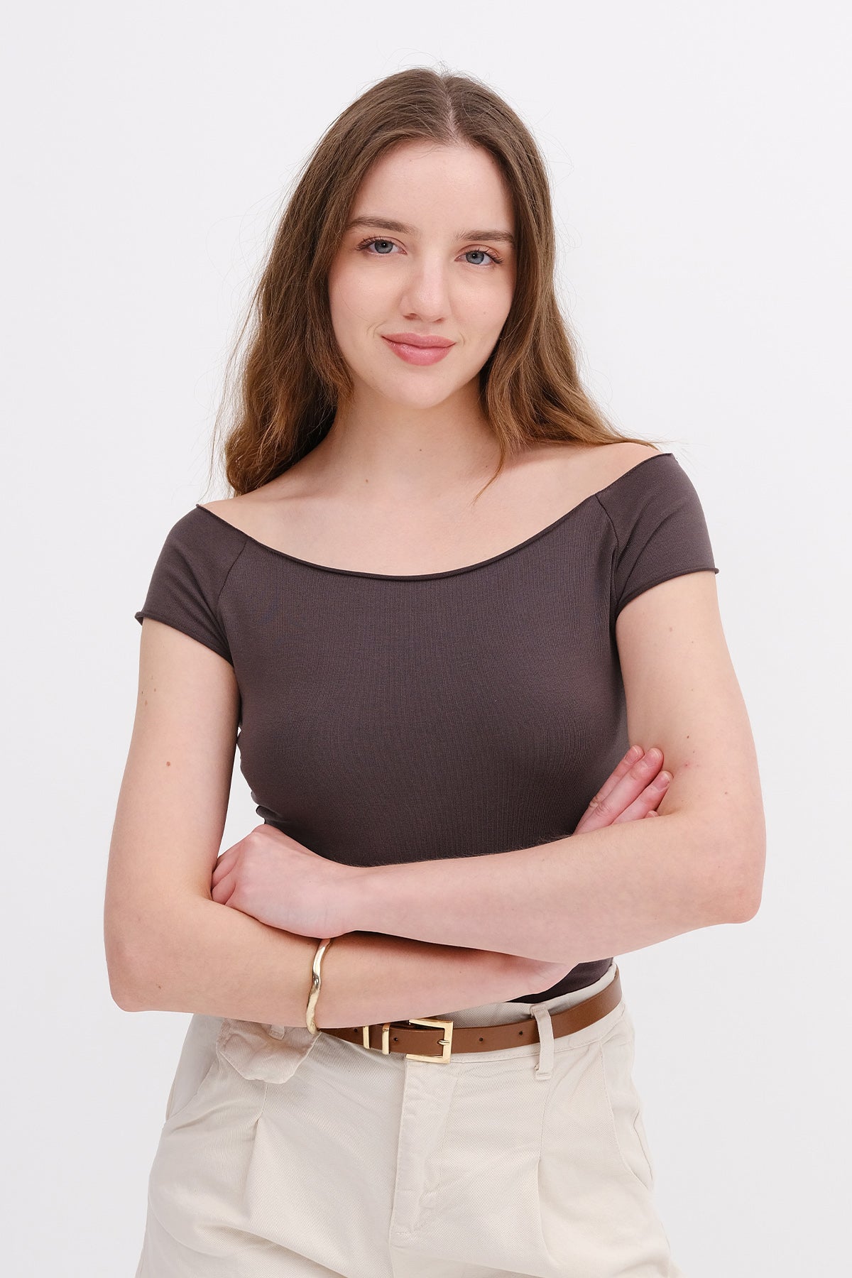 Soft-Brown_Boat-Neck-Basic-T-shirt-addax