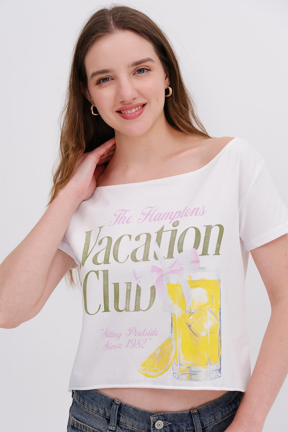 White_Boat-Neck-Printed-T-shirt-addax