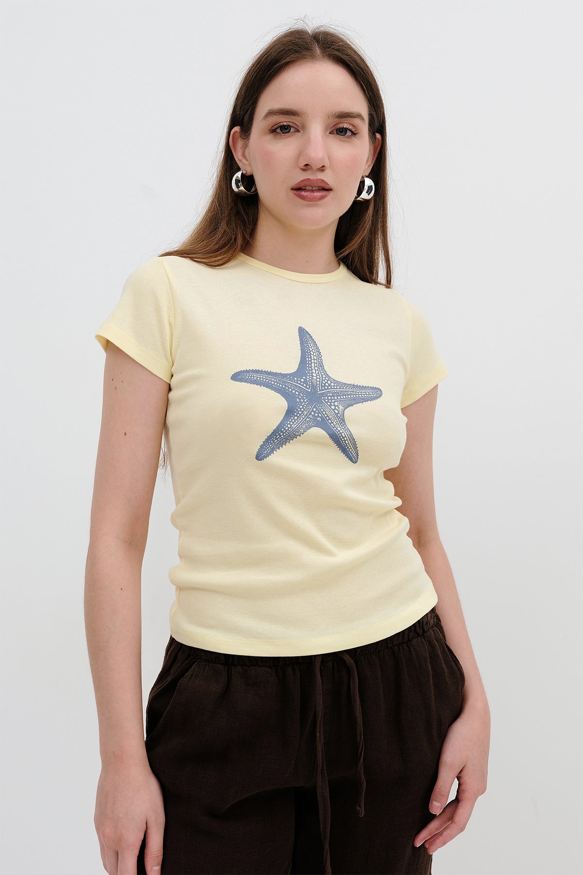 Light-Yellow_Starfish-Print-T-Shirt-addax