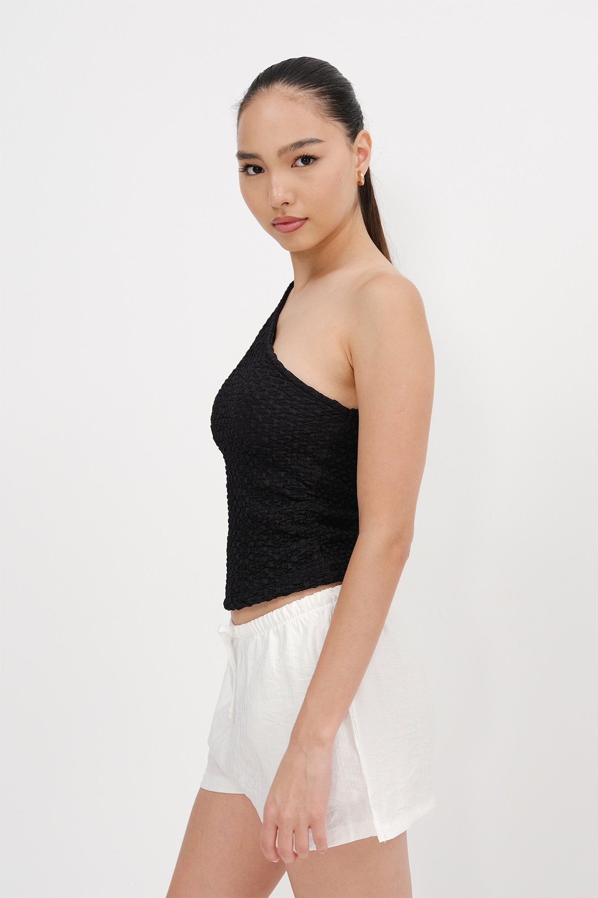 Black_One-Shoulder-Textured-Blouse-addax