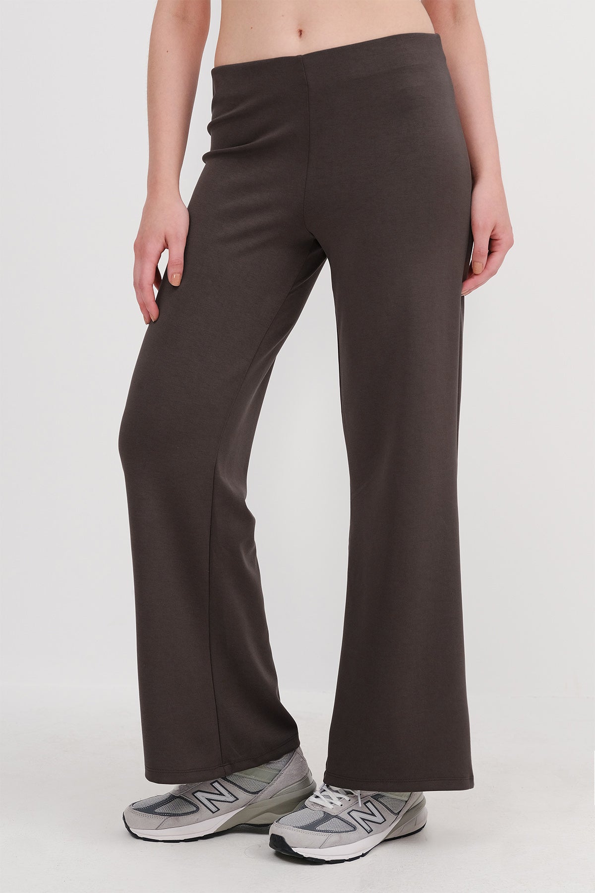 Bitter-Coffee_Modal-Wide-Leg-Trousers-addax