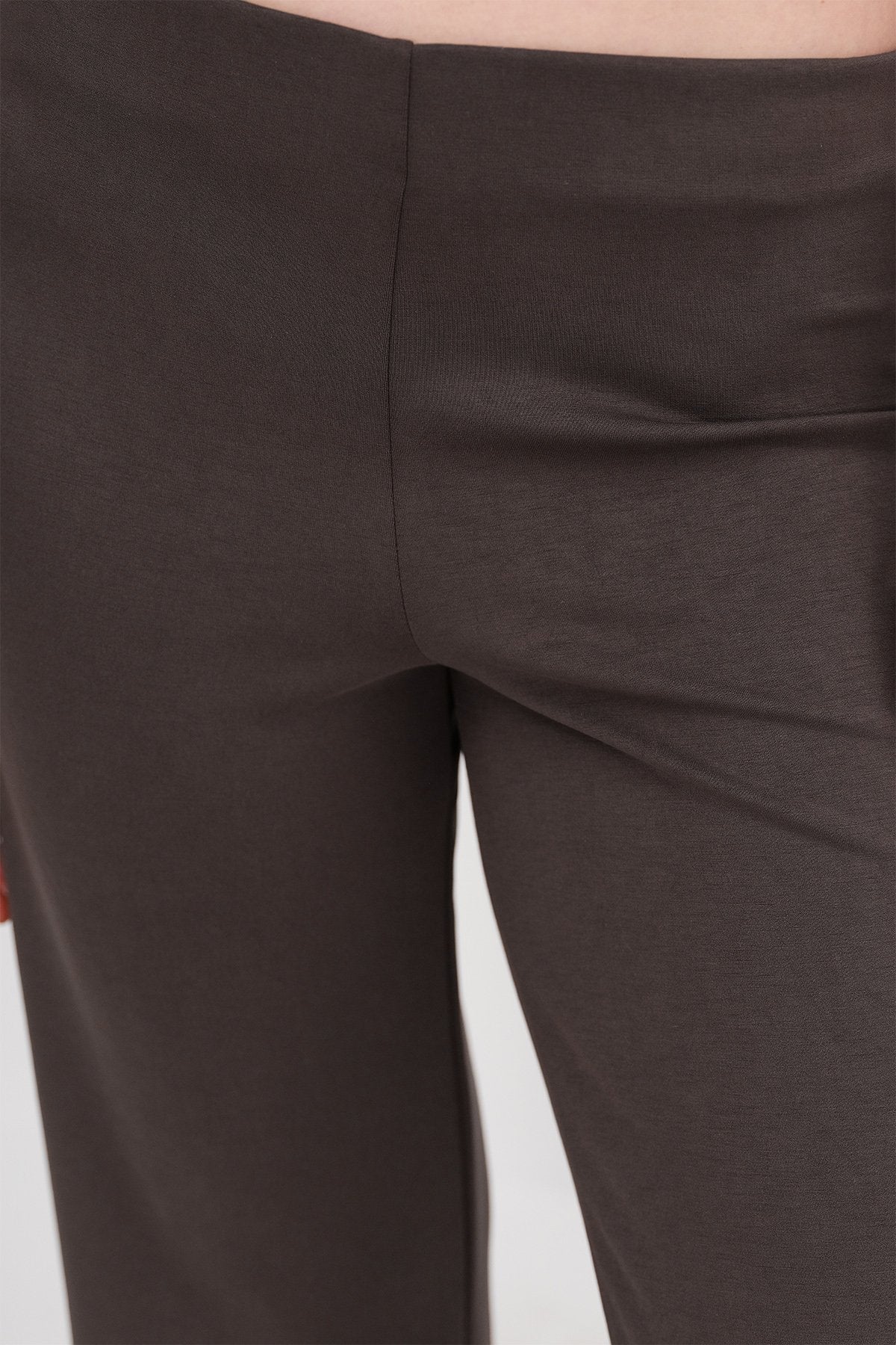 Bitter-Coffee_Modal-Wide-Leg-Trousers-addax