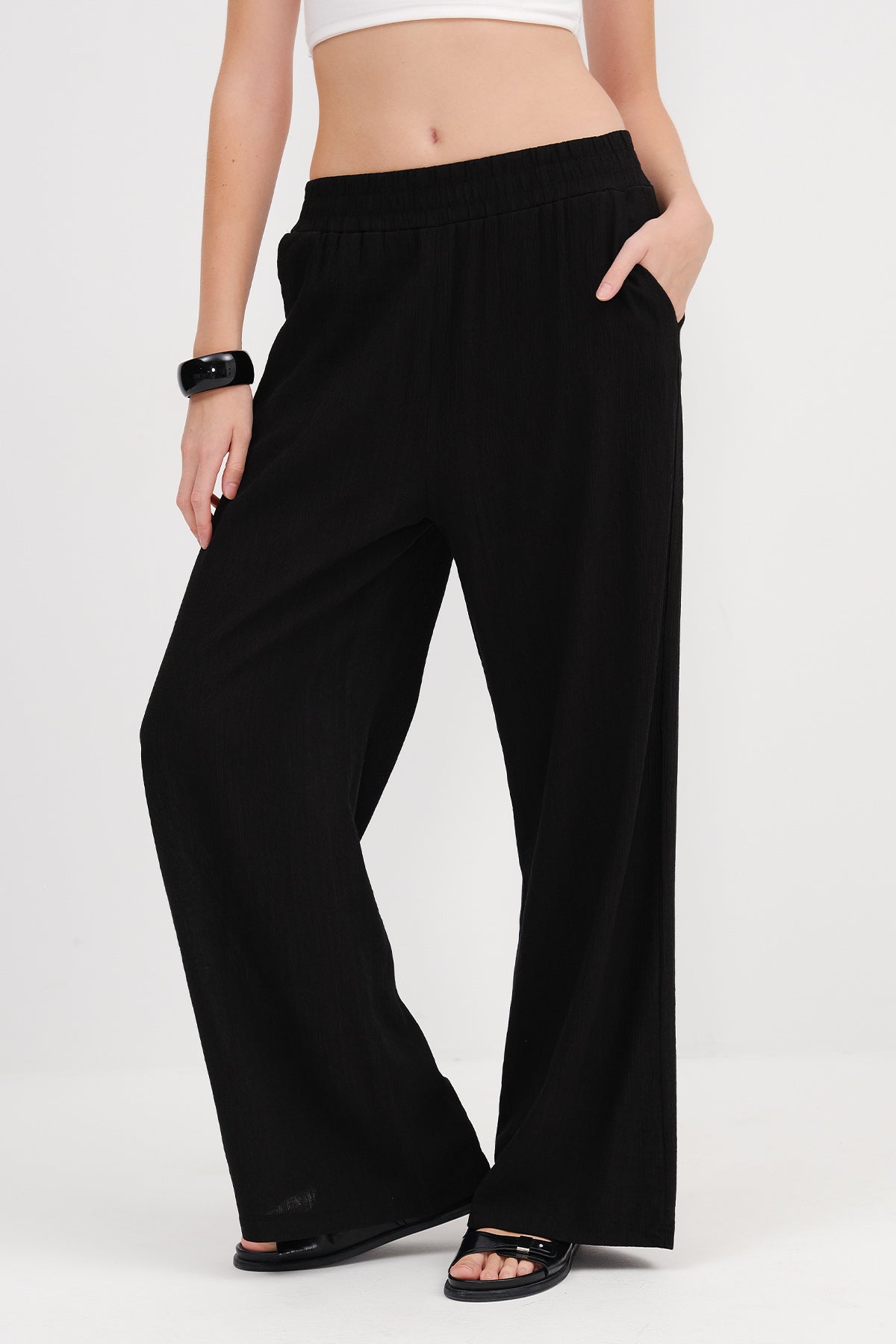 Black_Elastic-Waist-Wide-Leg-Trousers-addax