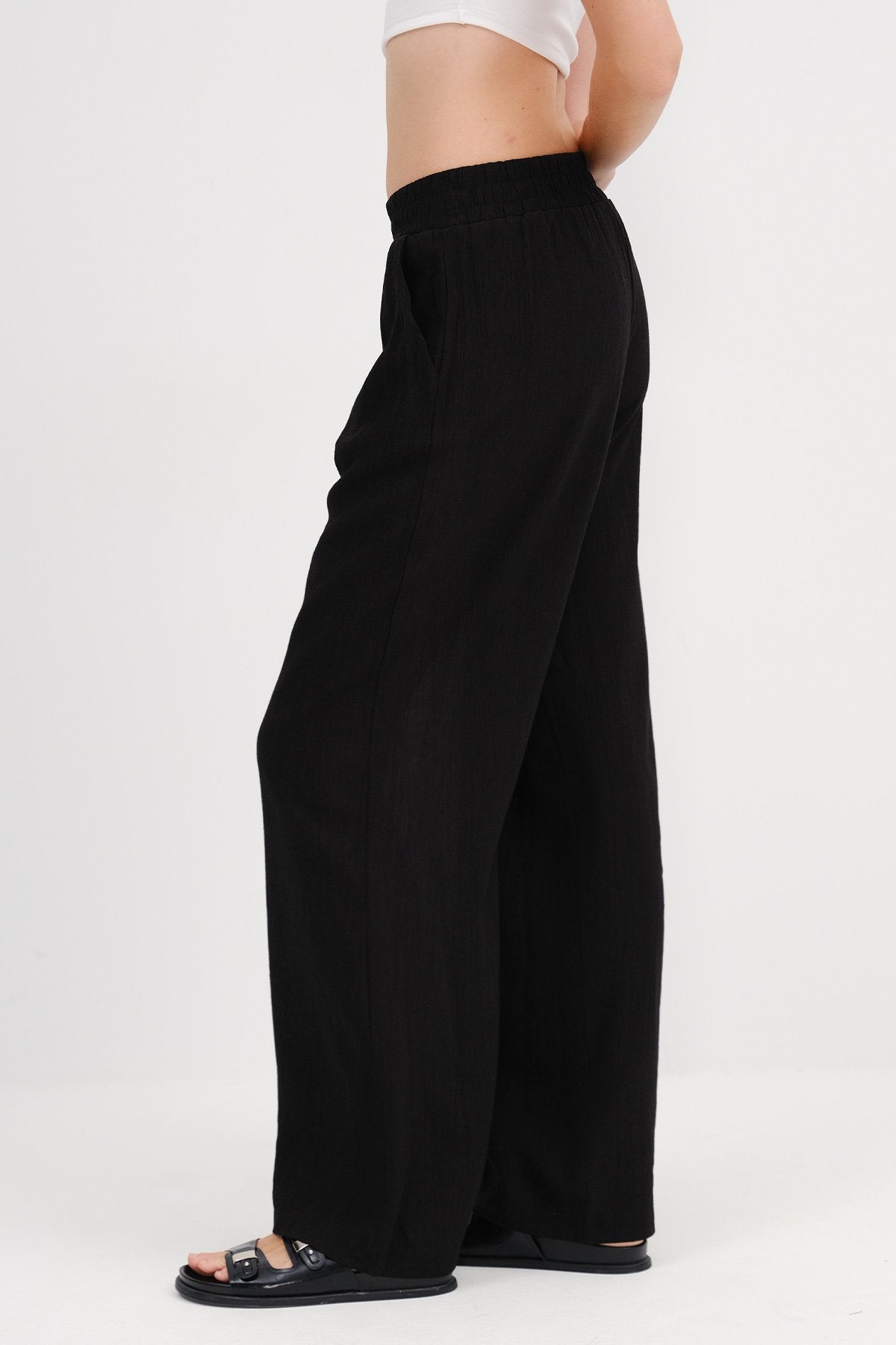 Black_Elastic-Waist-Wide-Leg-Trousers-addax