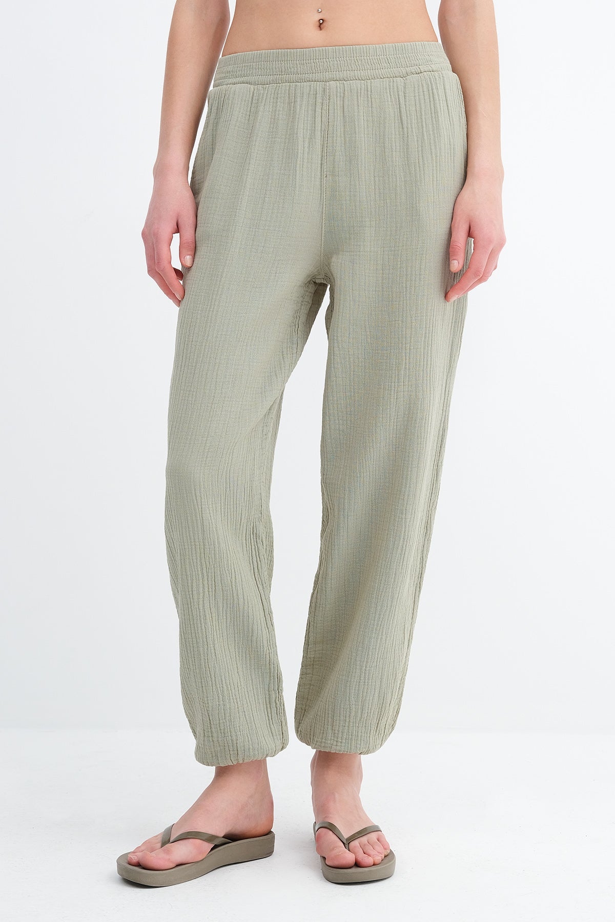 Oil-Green_Jogger-Pants-with-Elastic-addax