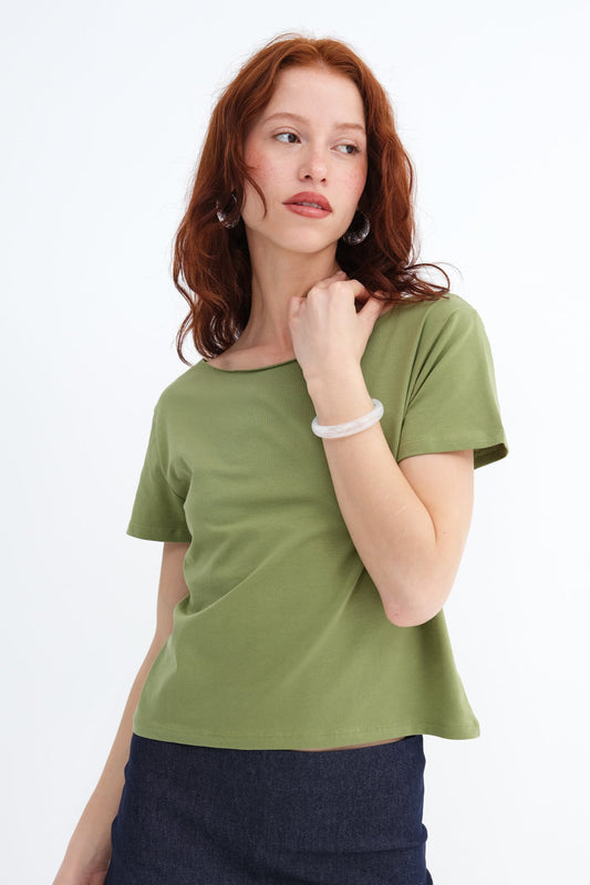 Matcha_Boat-Neck-Basic-T-shirt-addax